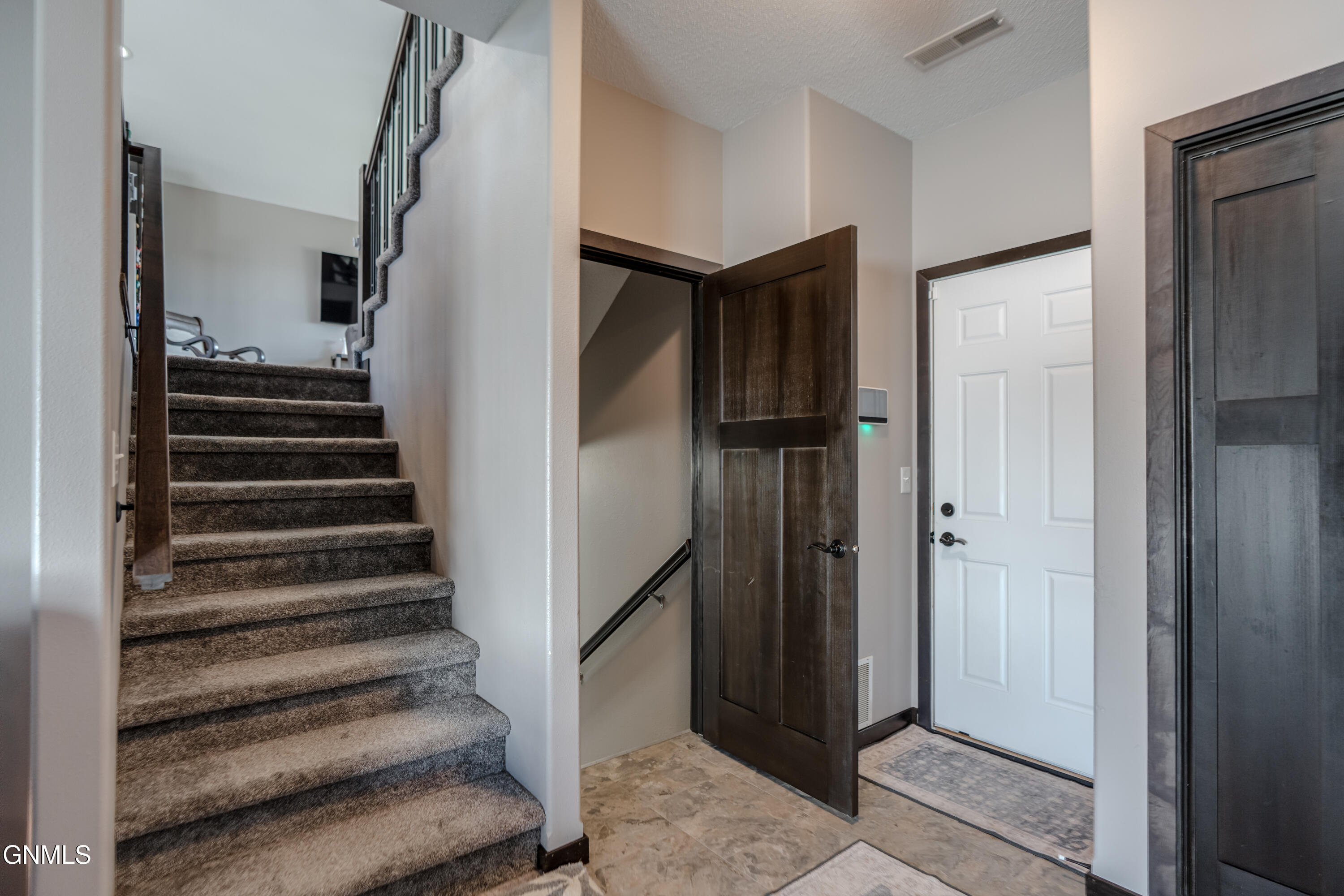 main property photo 66