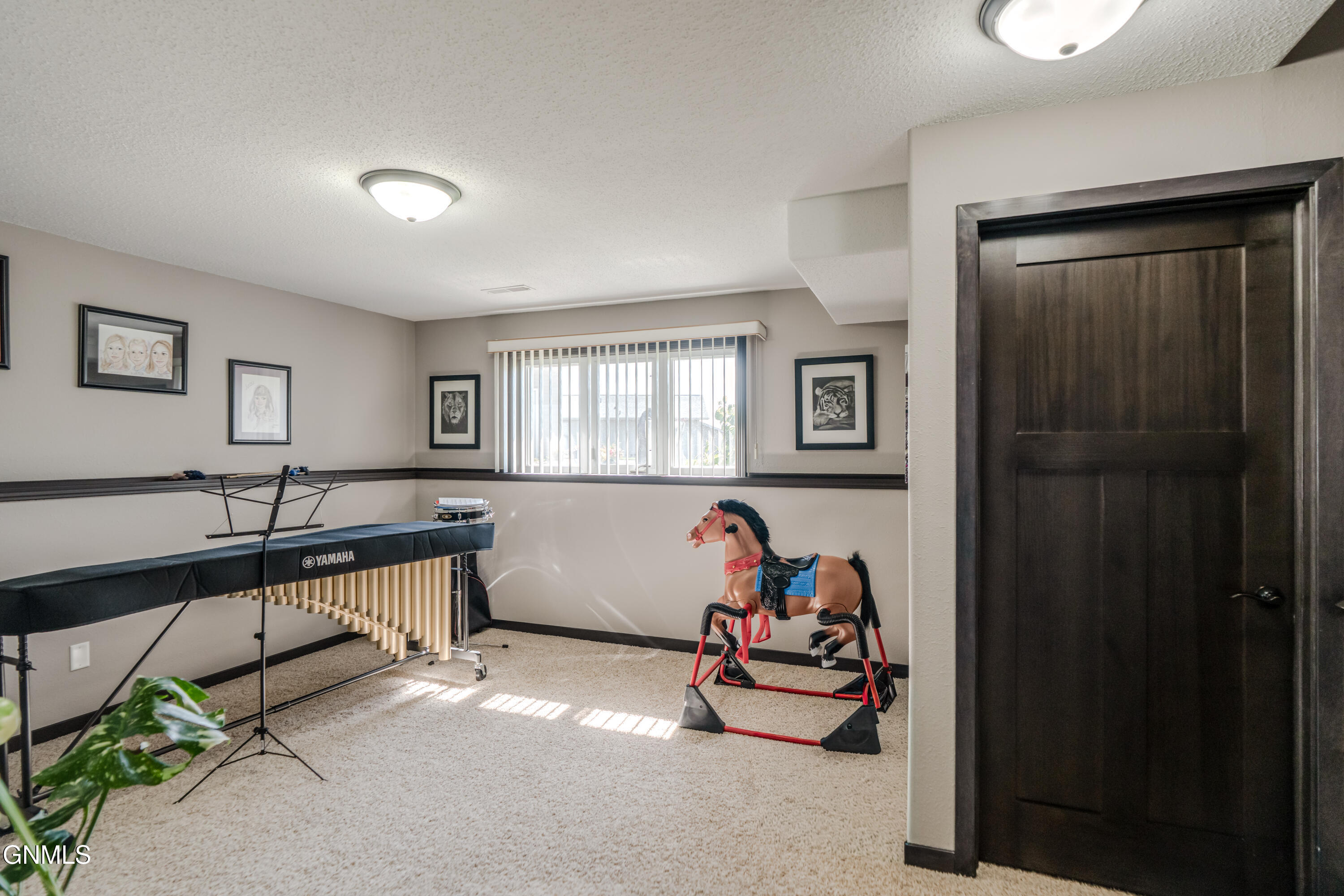 main property photo 70