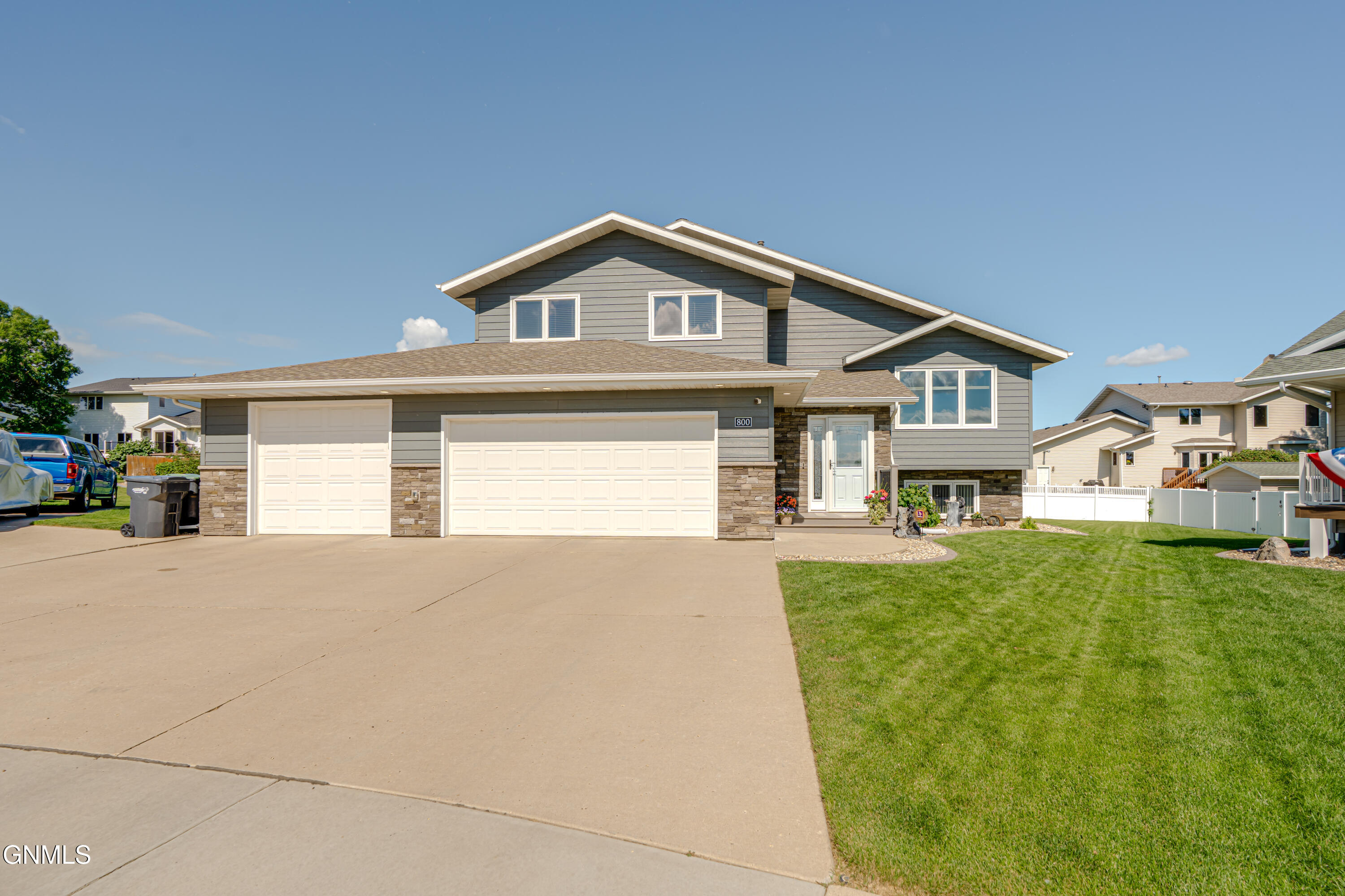 main property photo 84