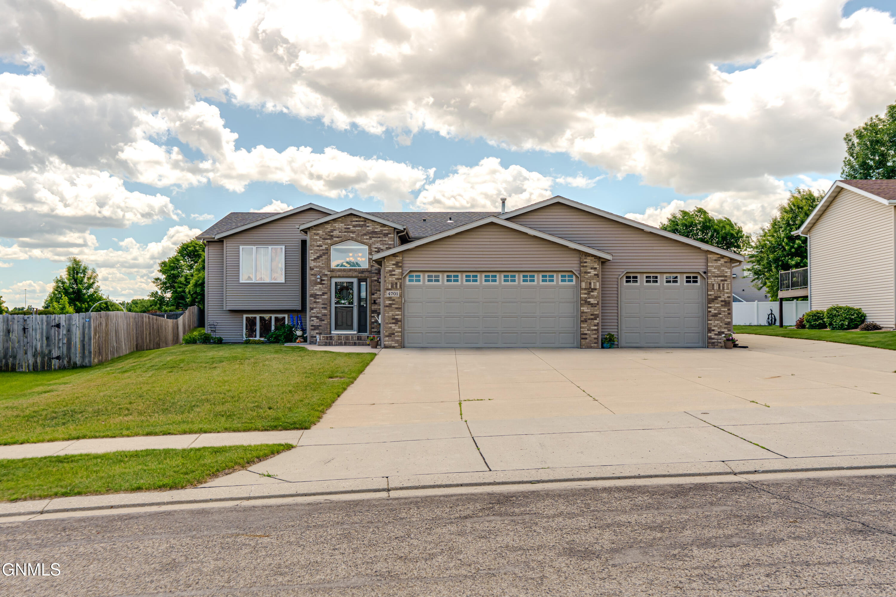 main property photo 57