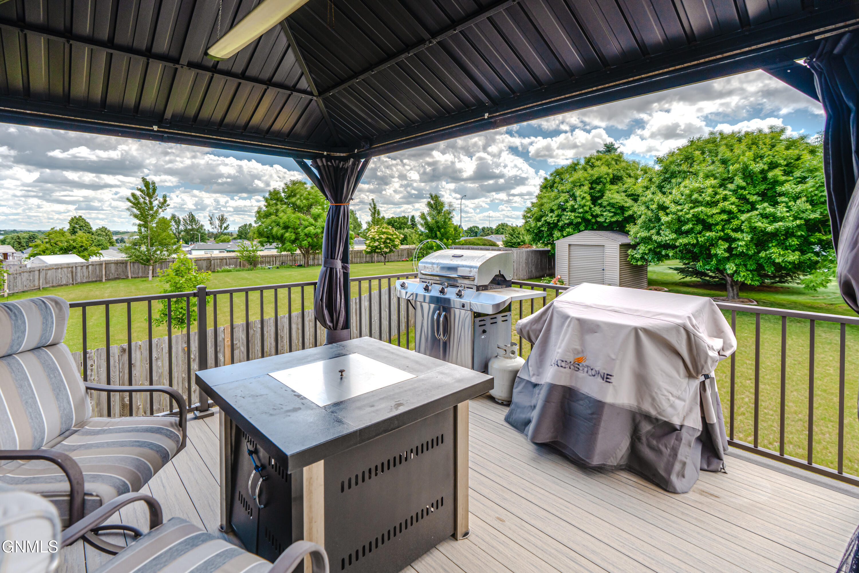 main property photo 79