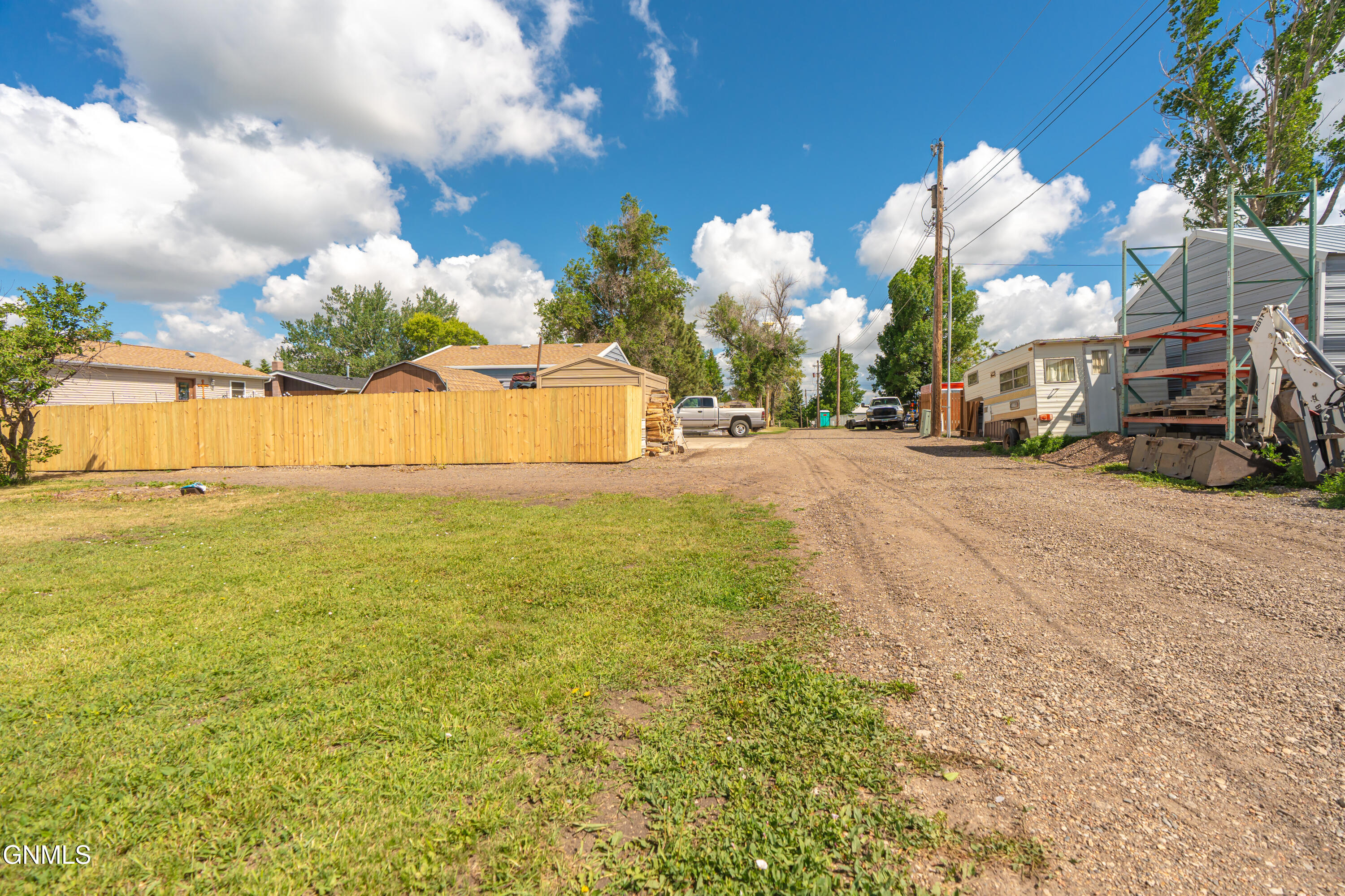 main property photo 44