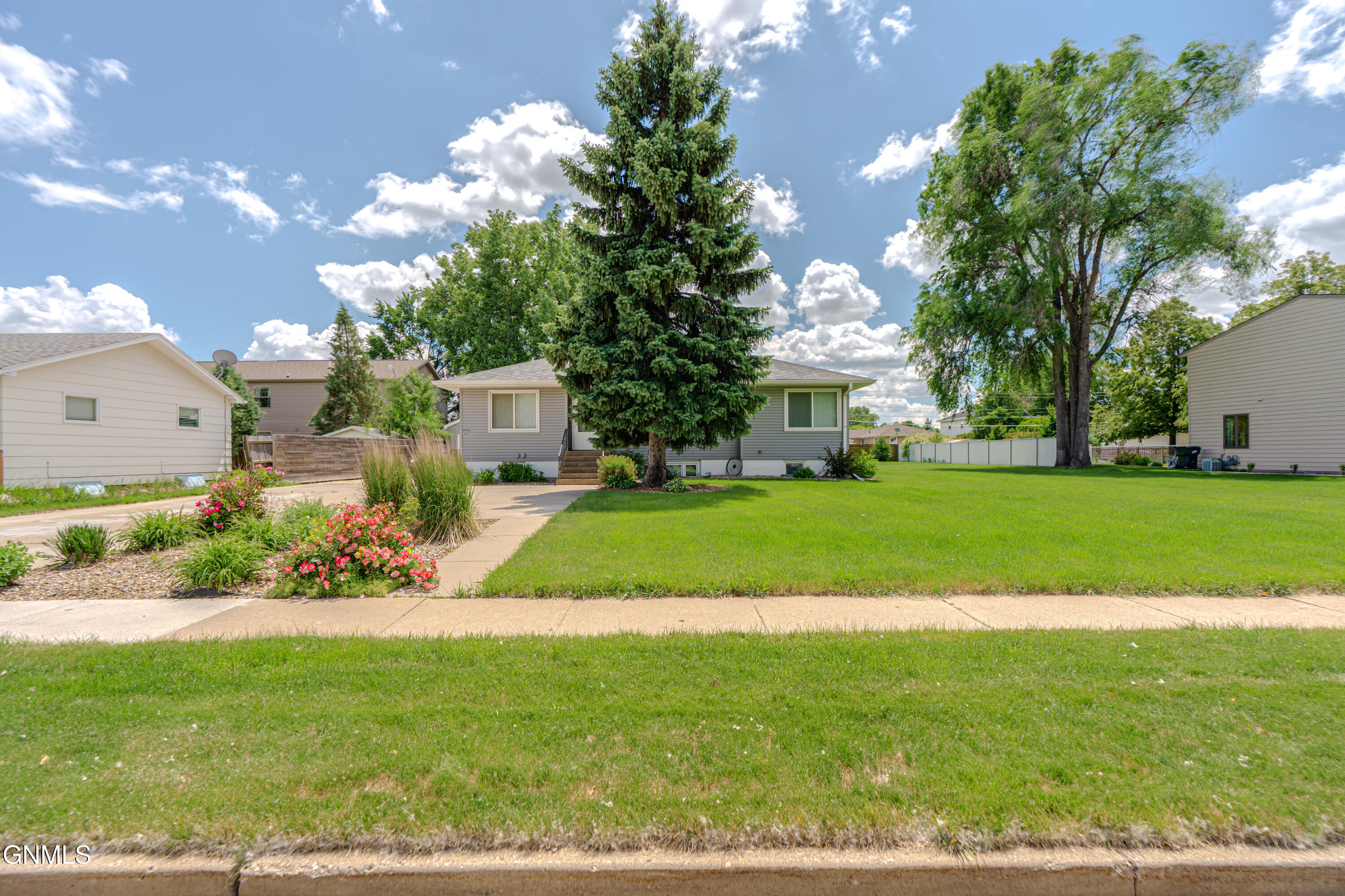 main property photo 72