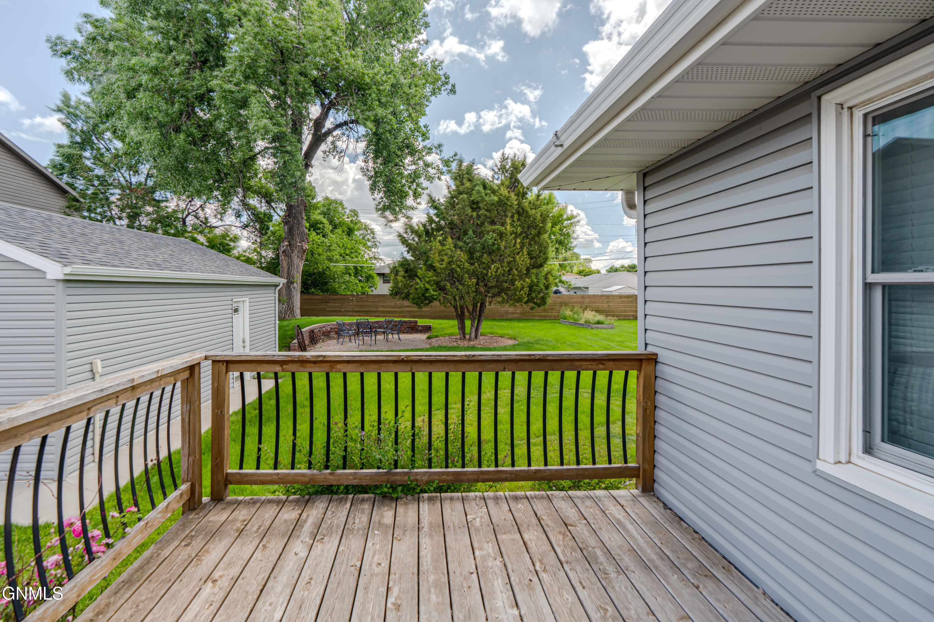 main property photo 82