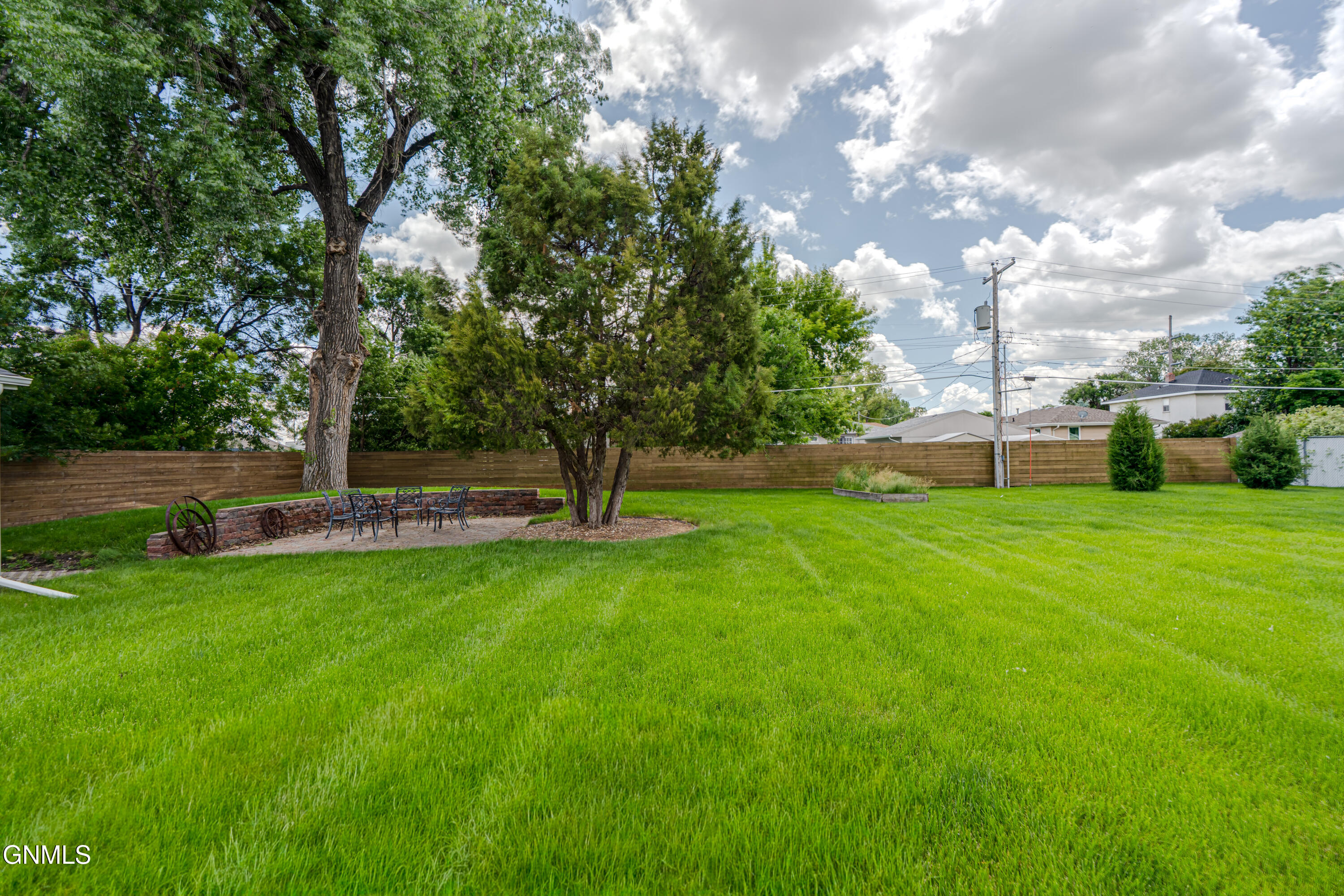 main property photo 84