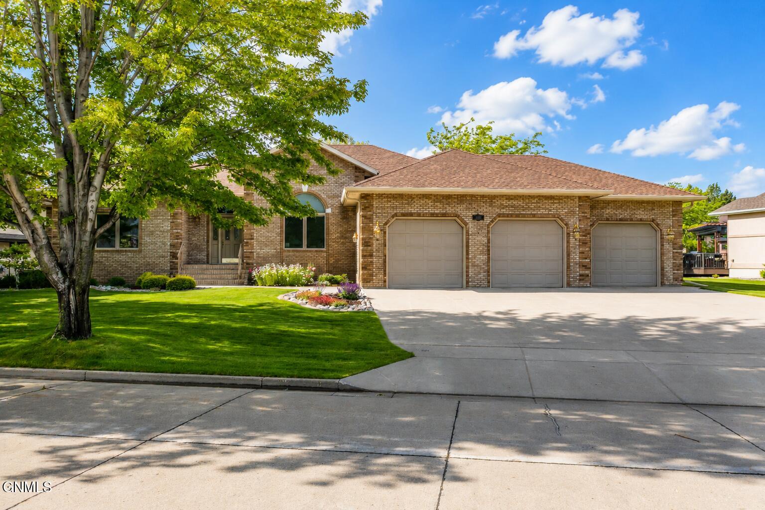 main property photo 59