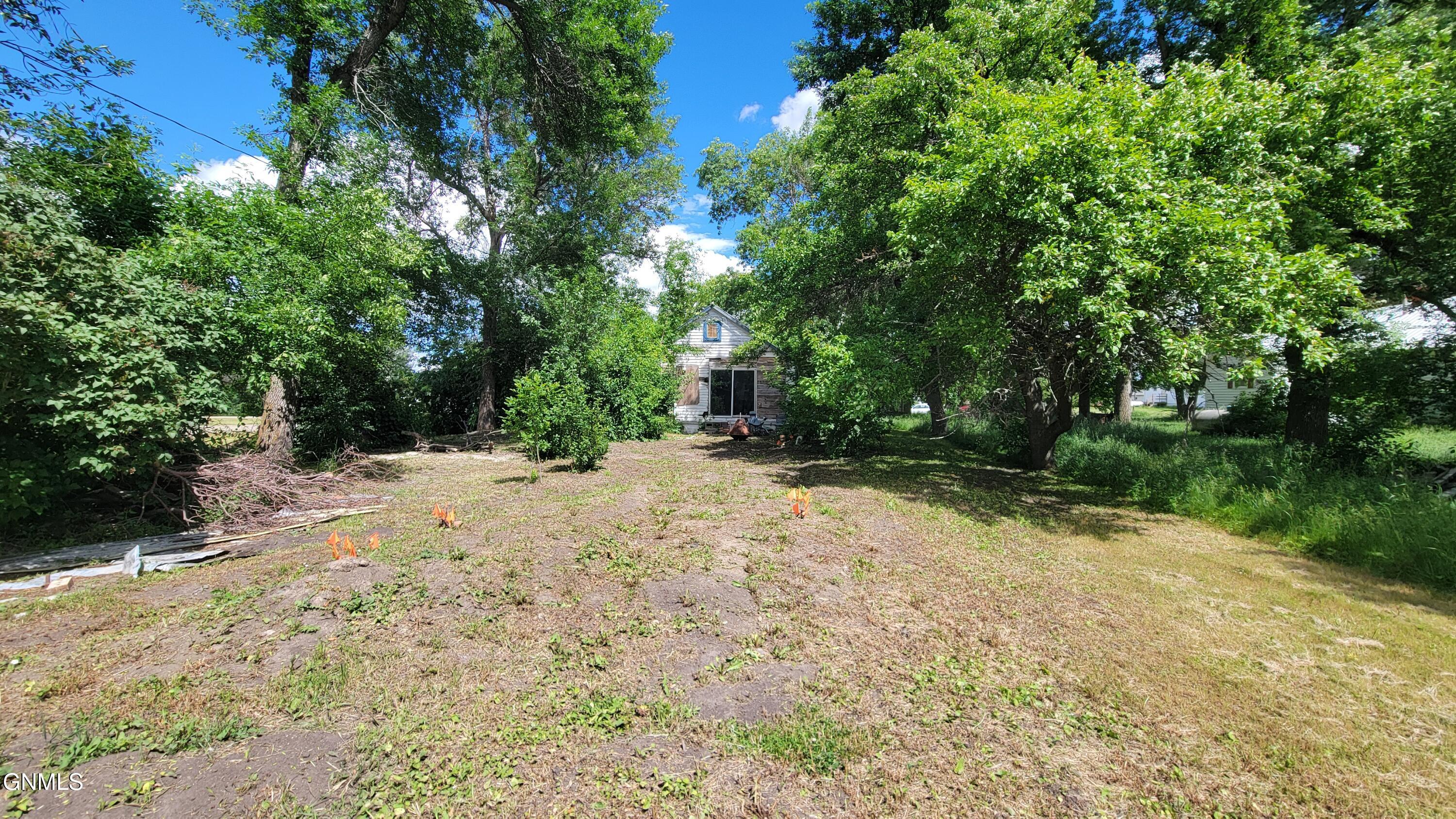 main property photo 12
