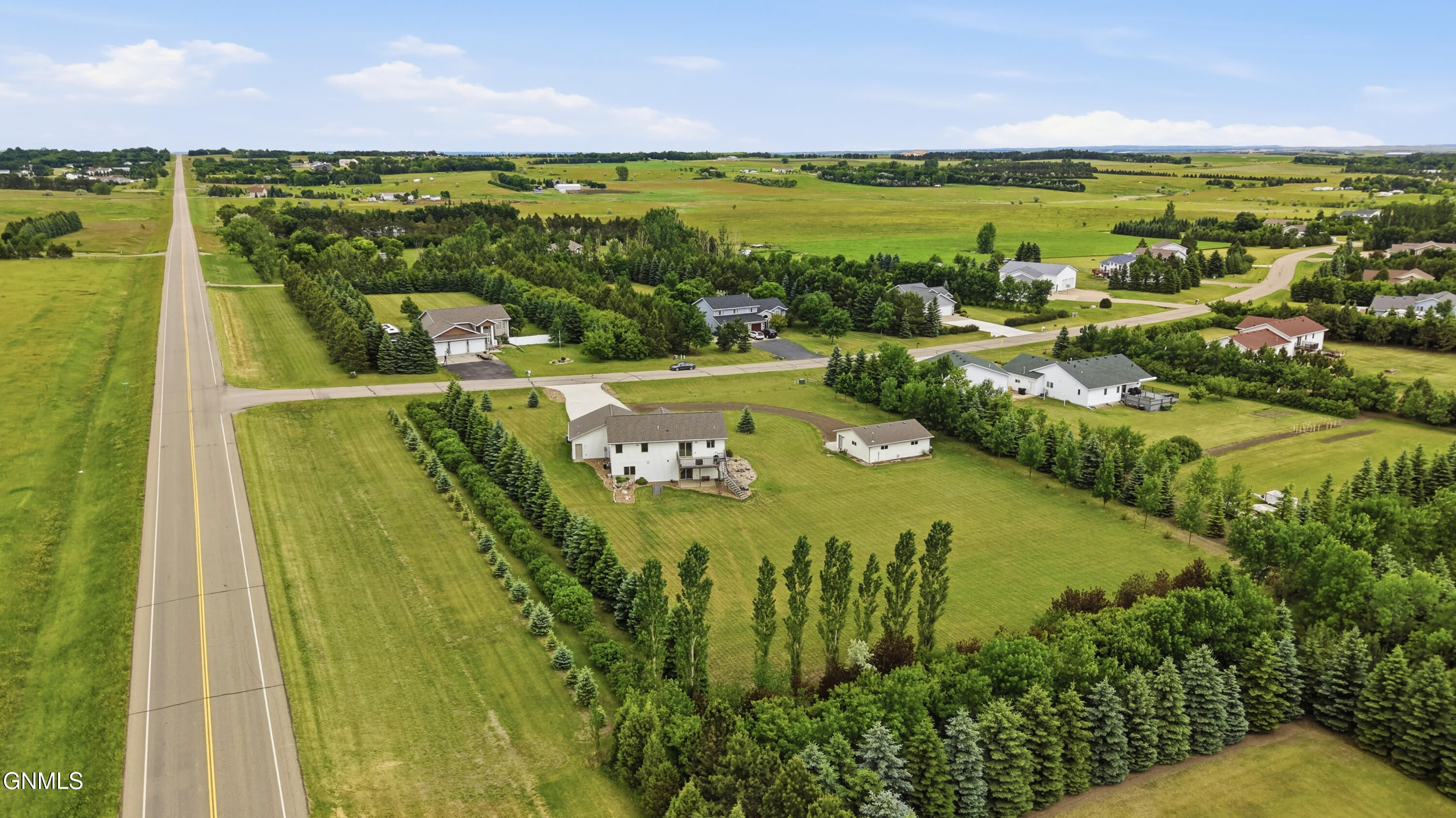main property photo 50