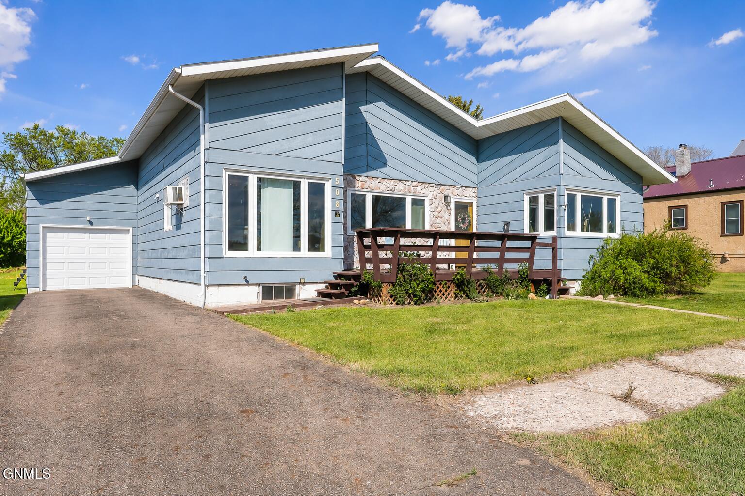 main property photo 73
