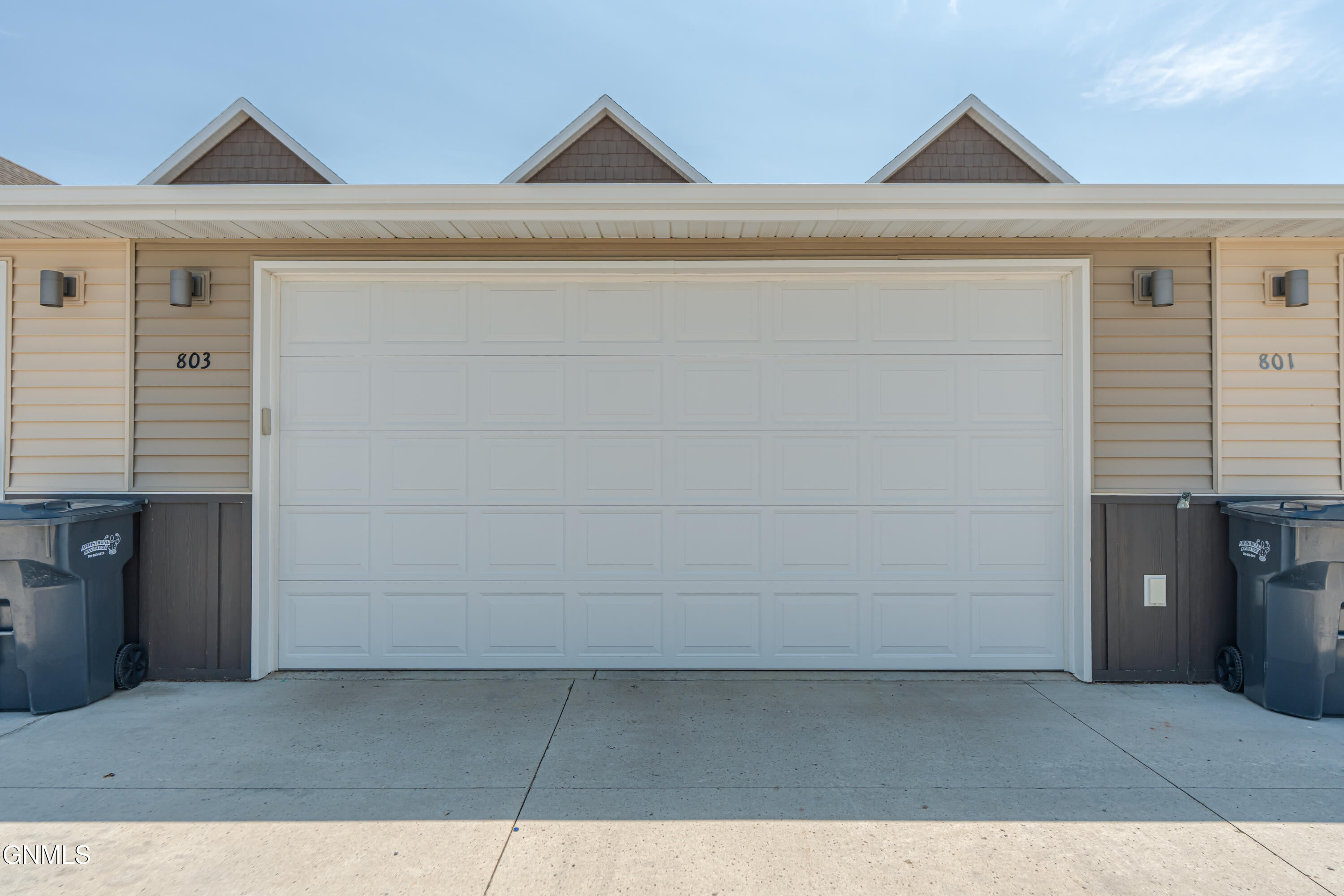 main property photo 64