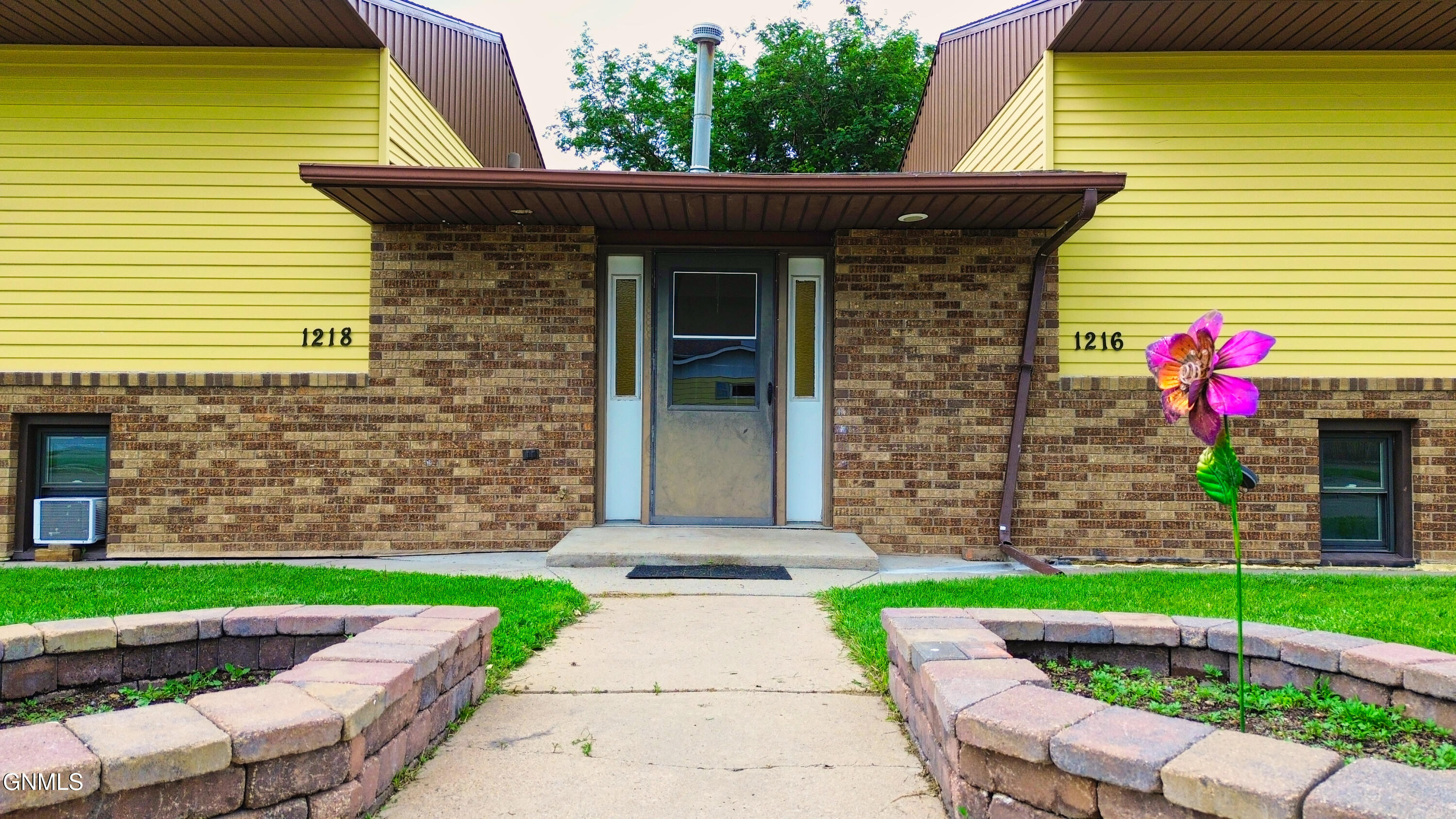 main property photo 4