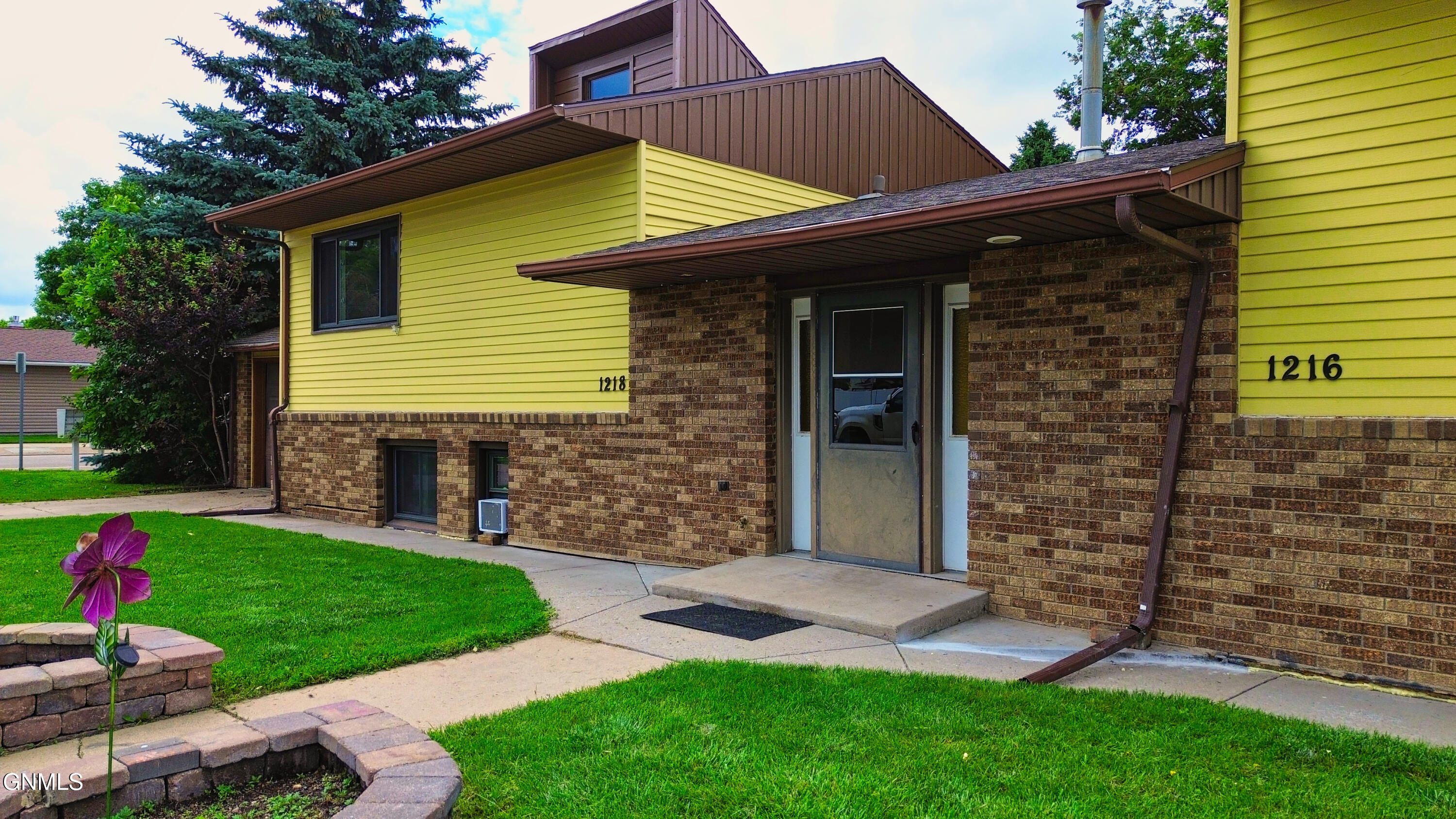main property photo 57