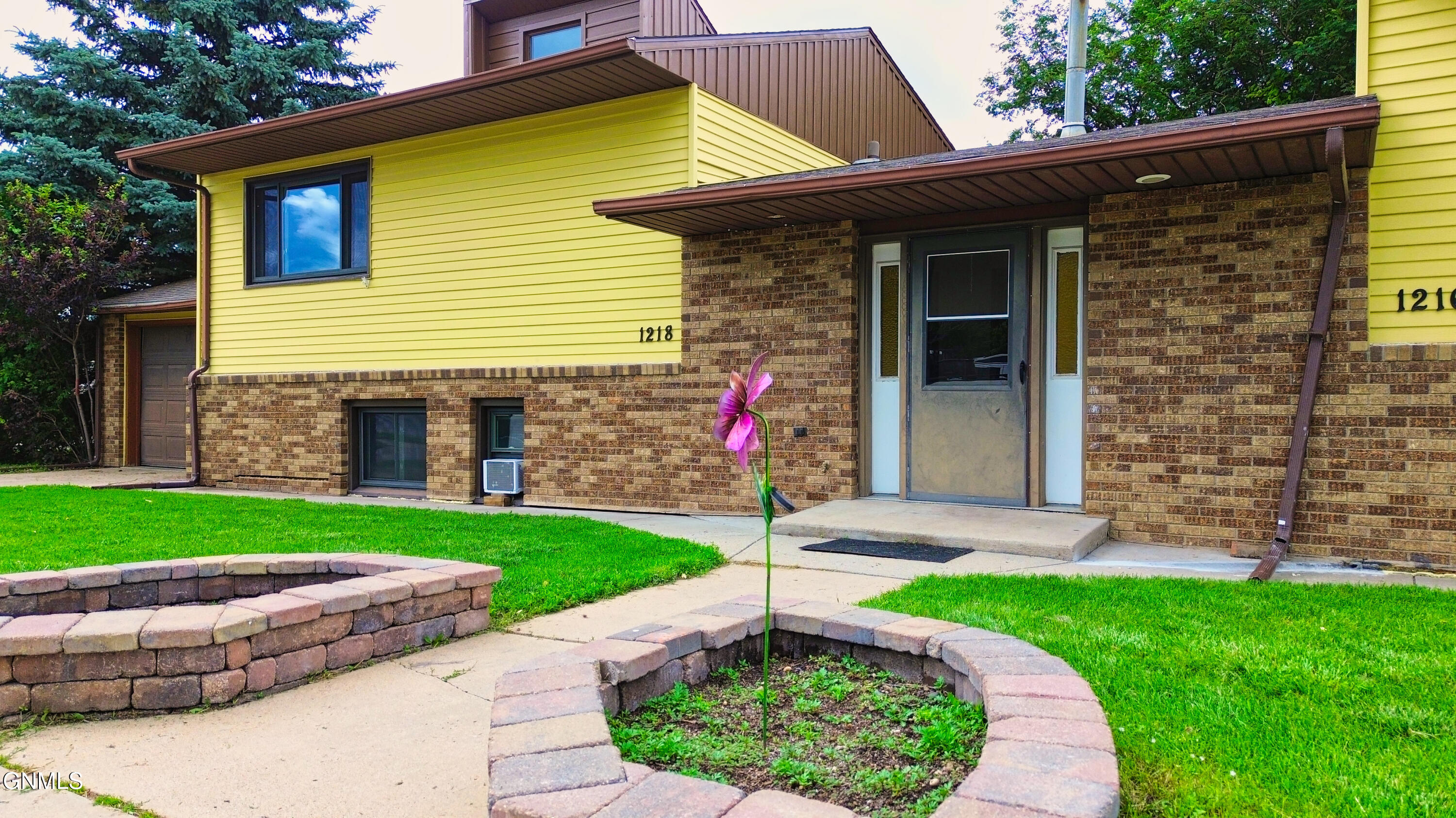 main property photo 7