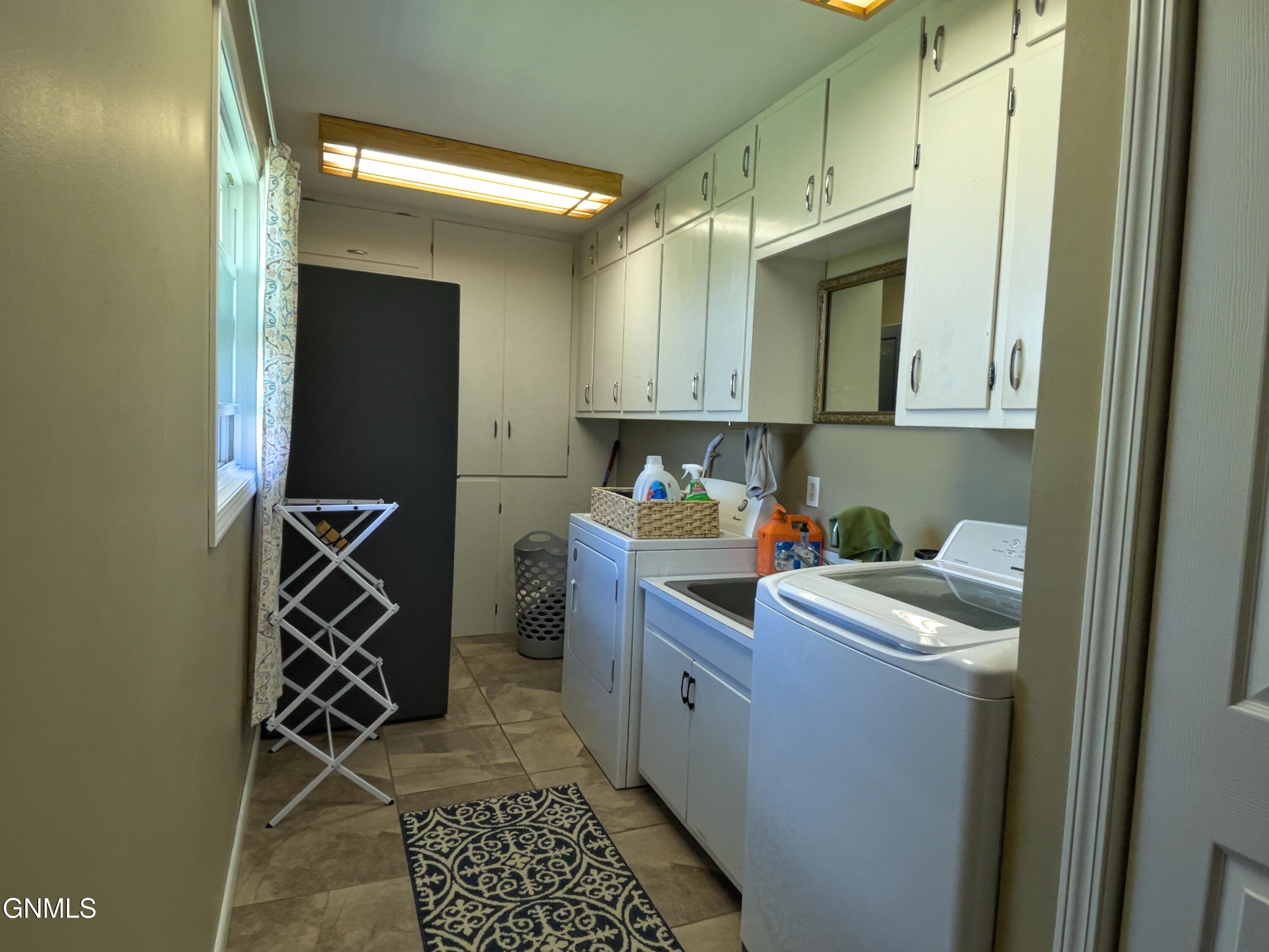 main property photo 57