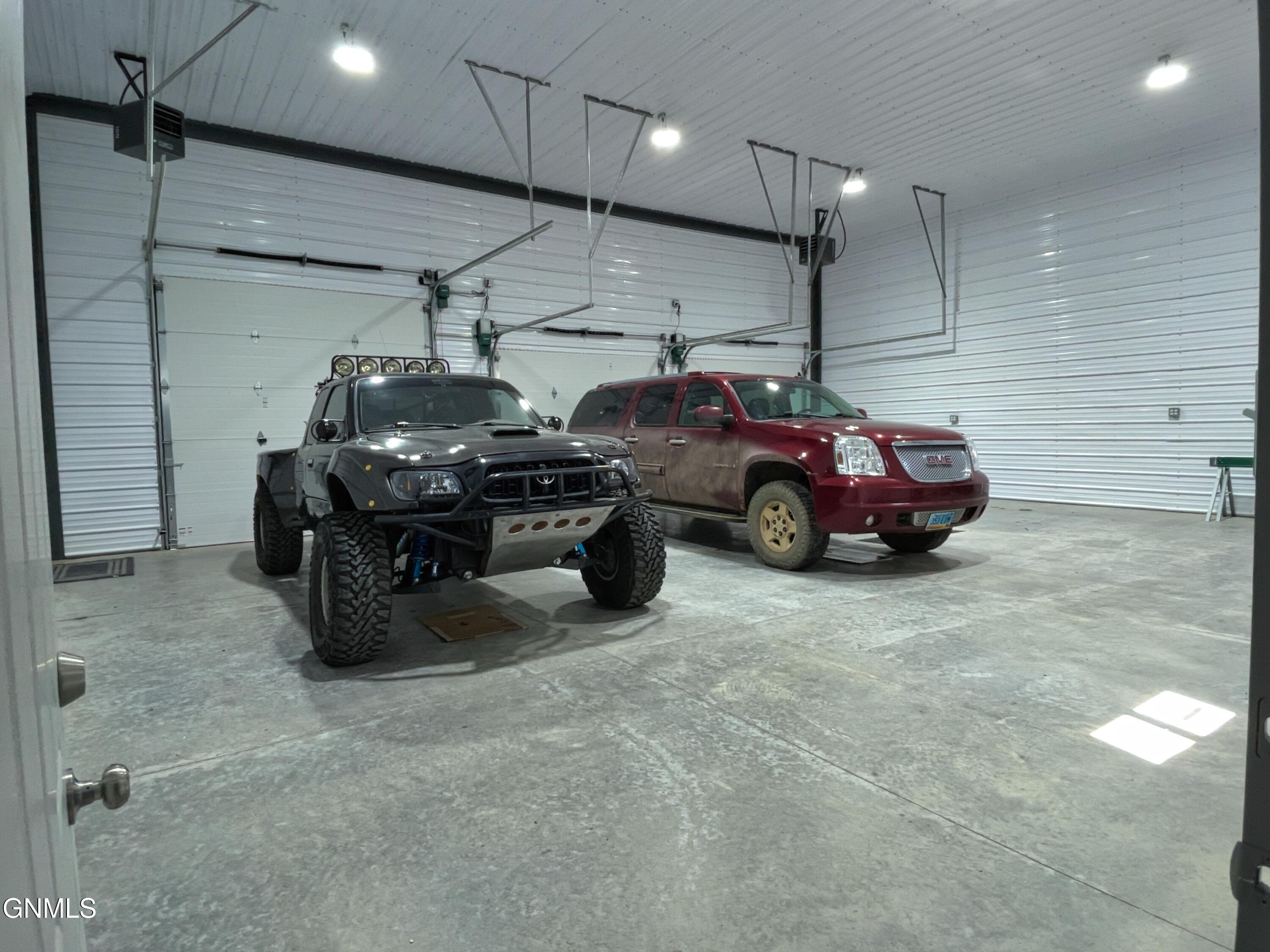 main property photo 74