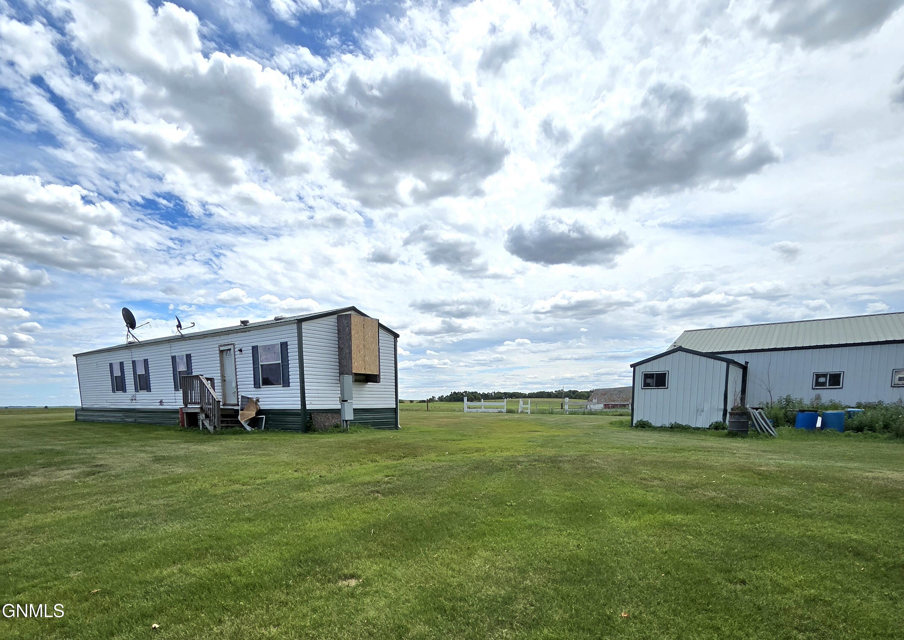 main property photo 26