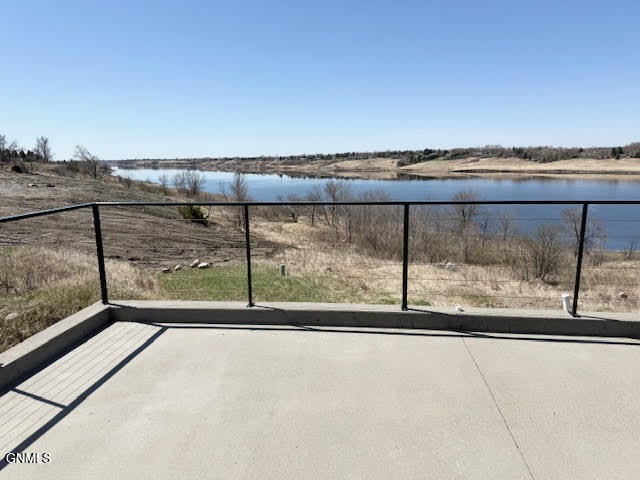 main property photo 13