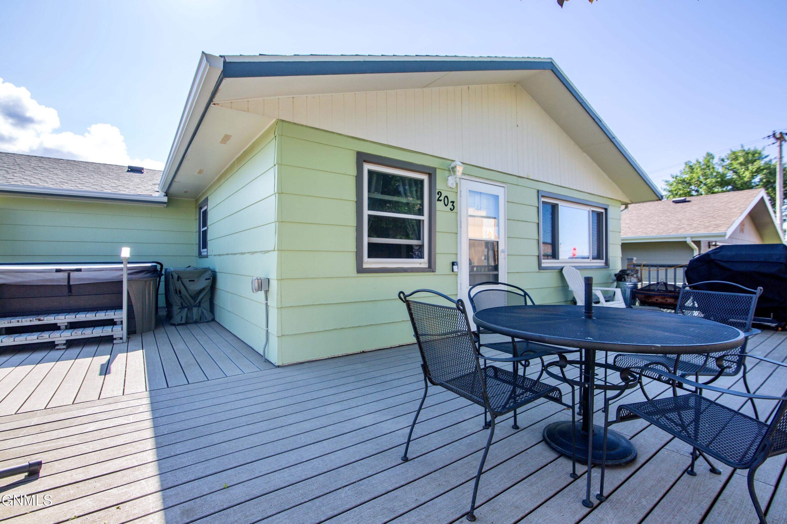 main property photo 44