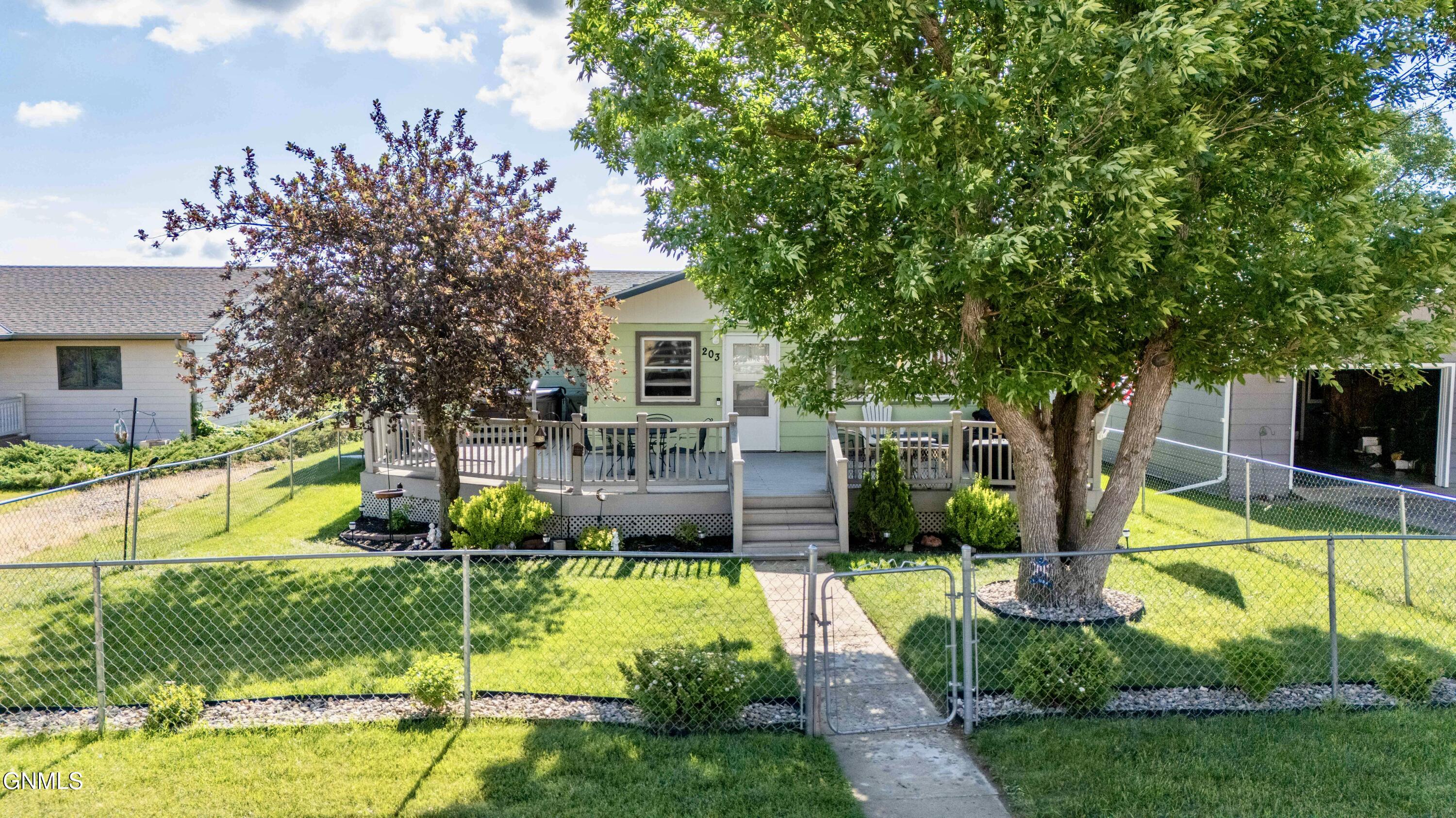 main property photo 50