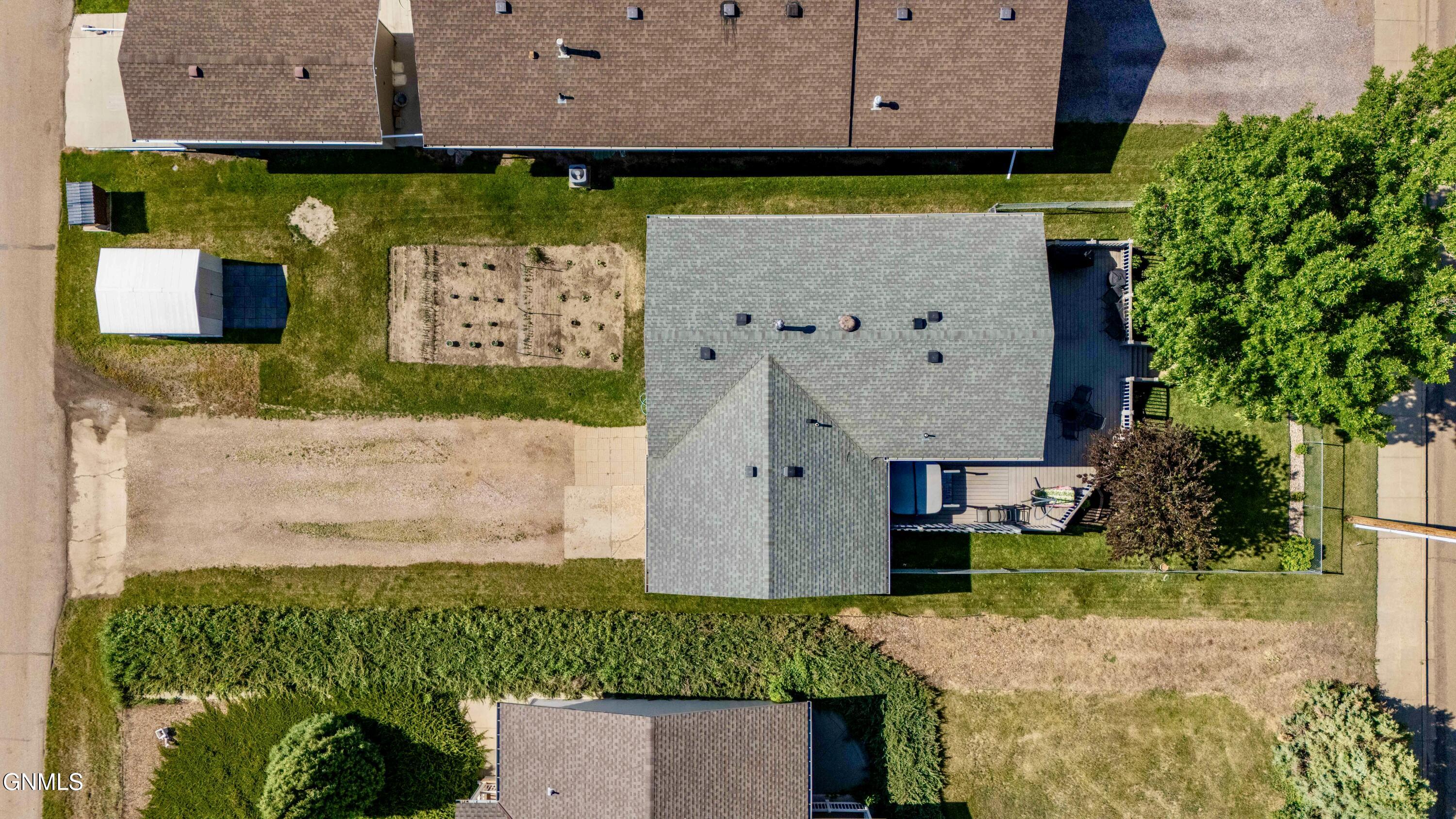 main property photo 54