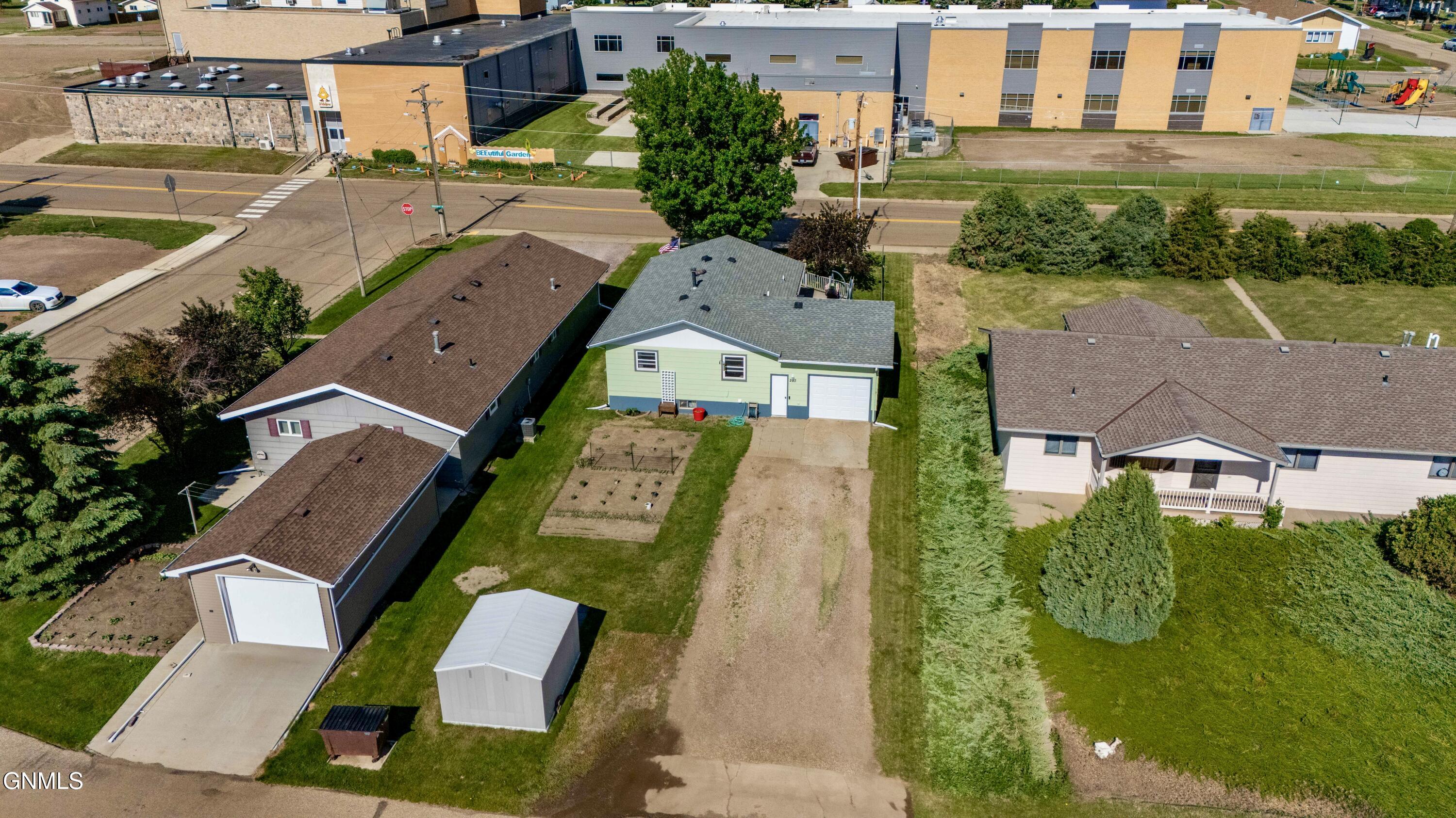 main property photo 56