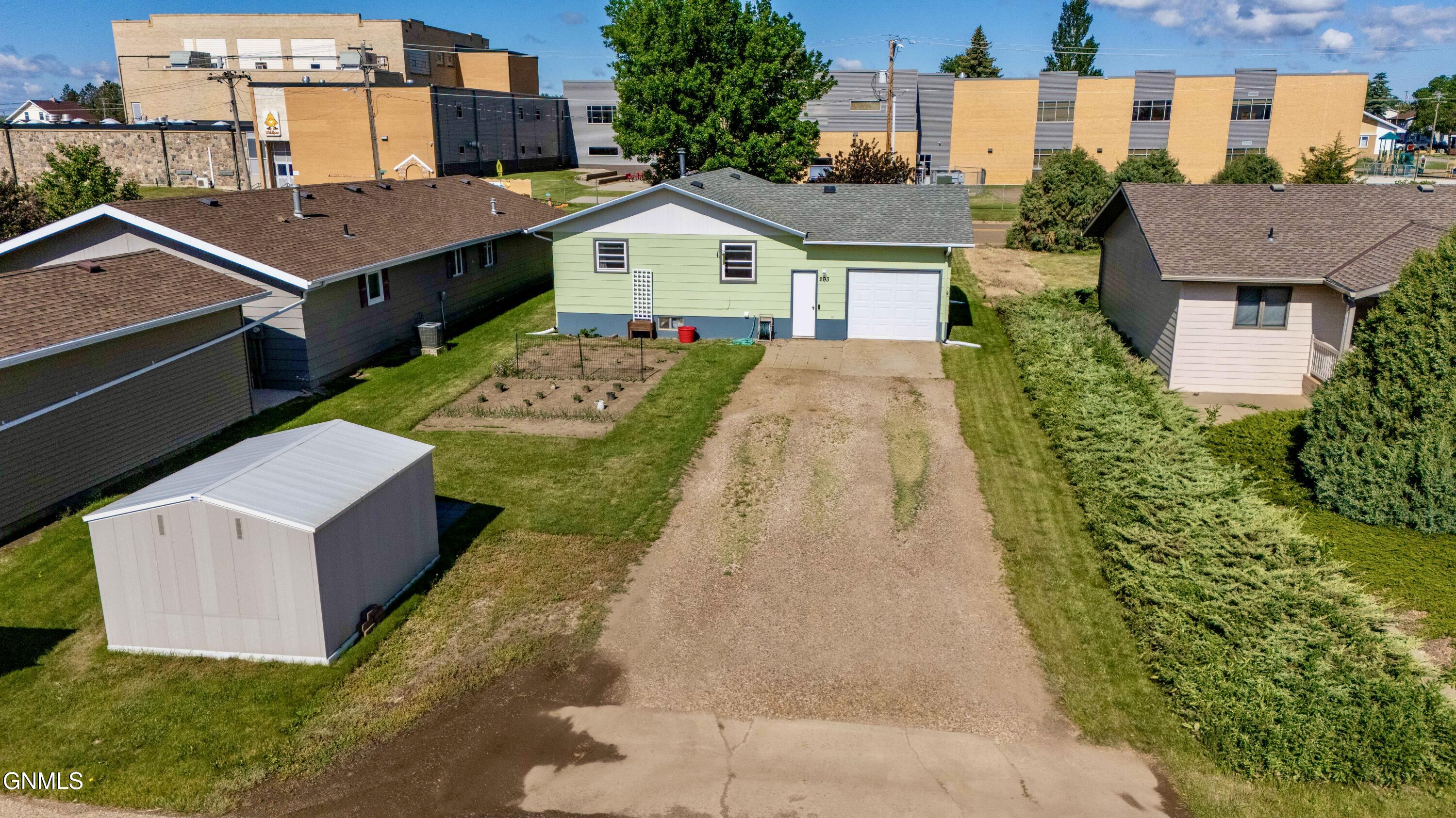 main property photo 57