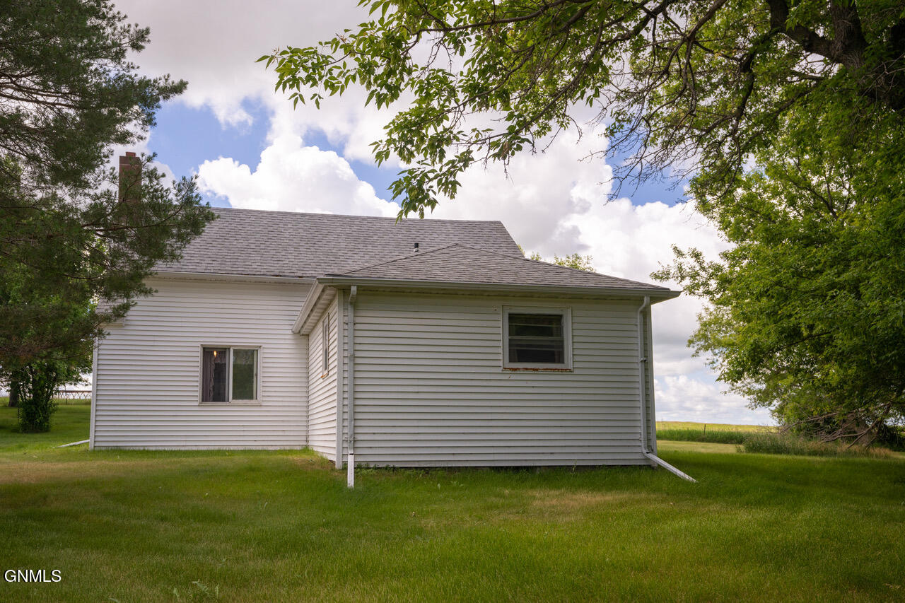 main property photo 49
