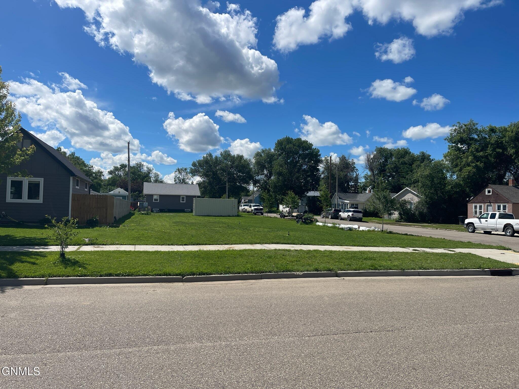 main property photo 4