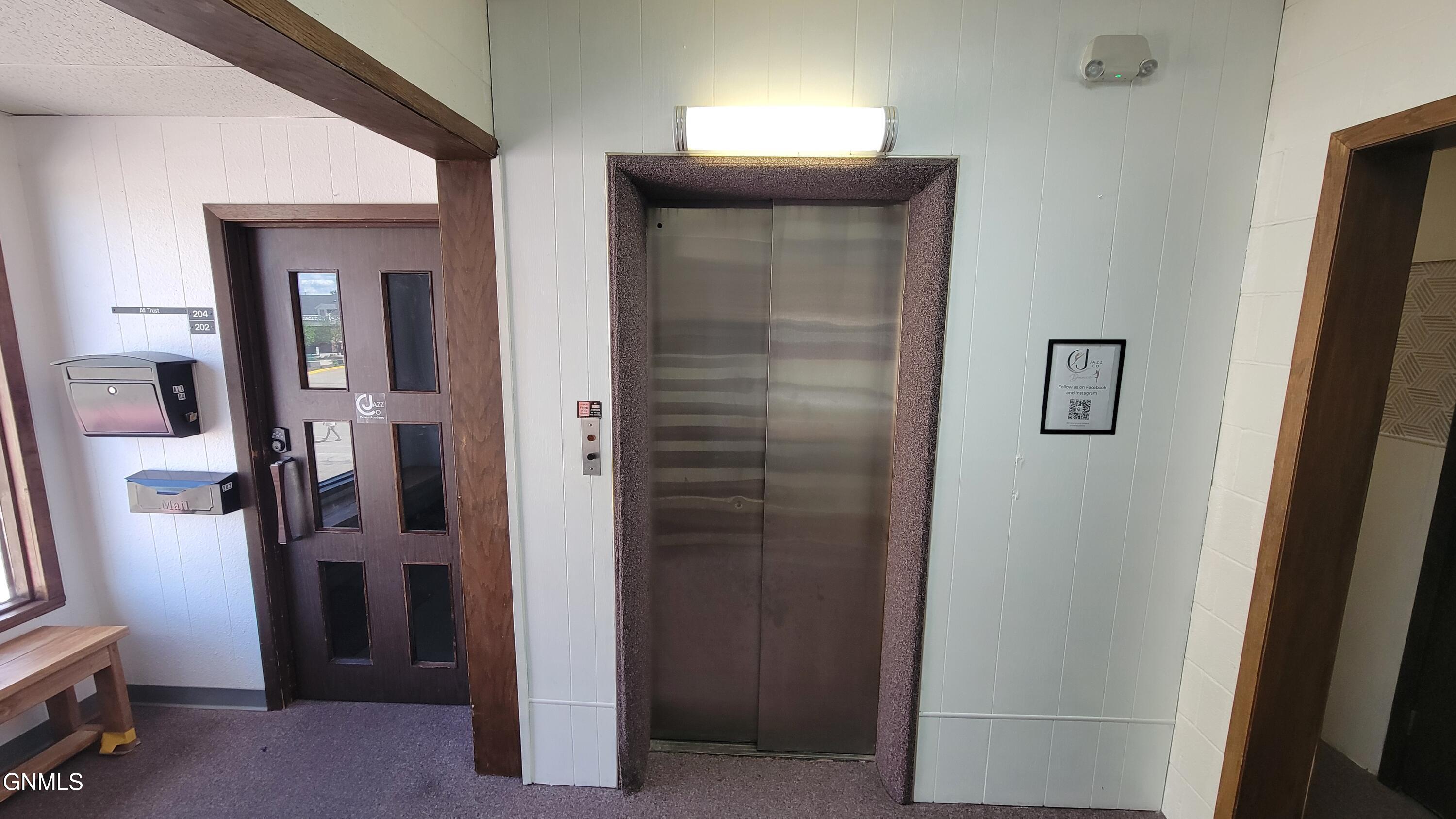 main property photo 15
