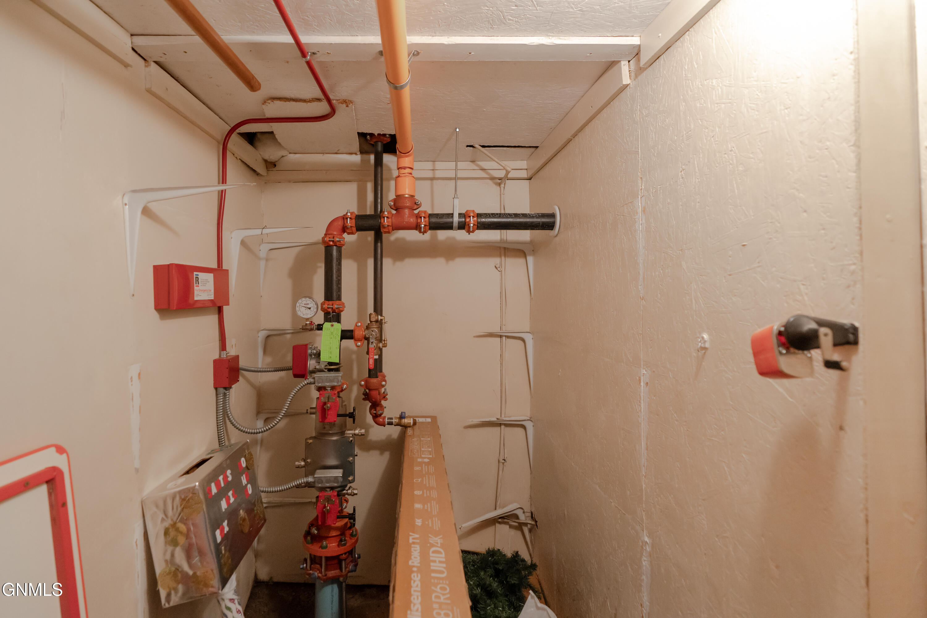 main property photo 29