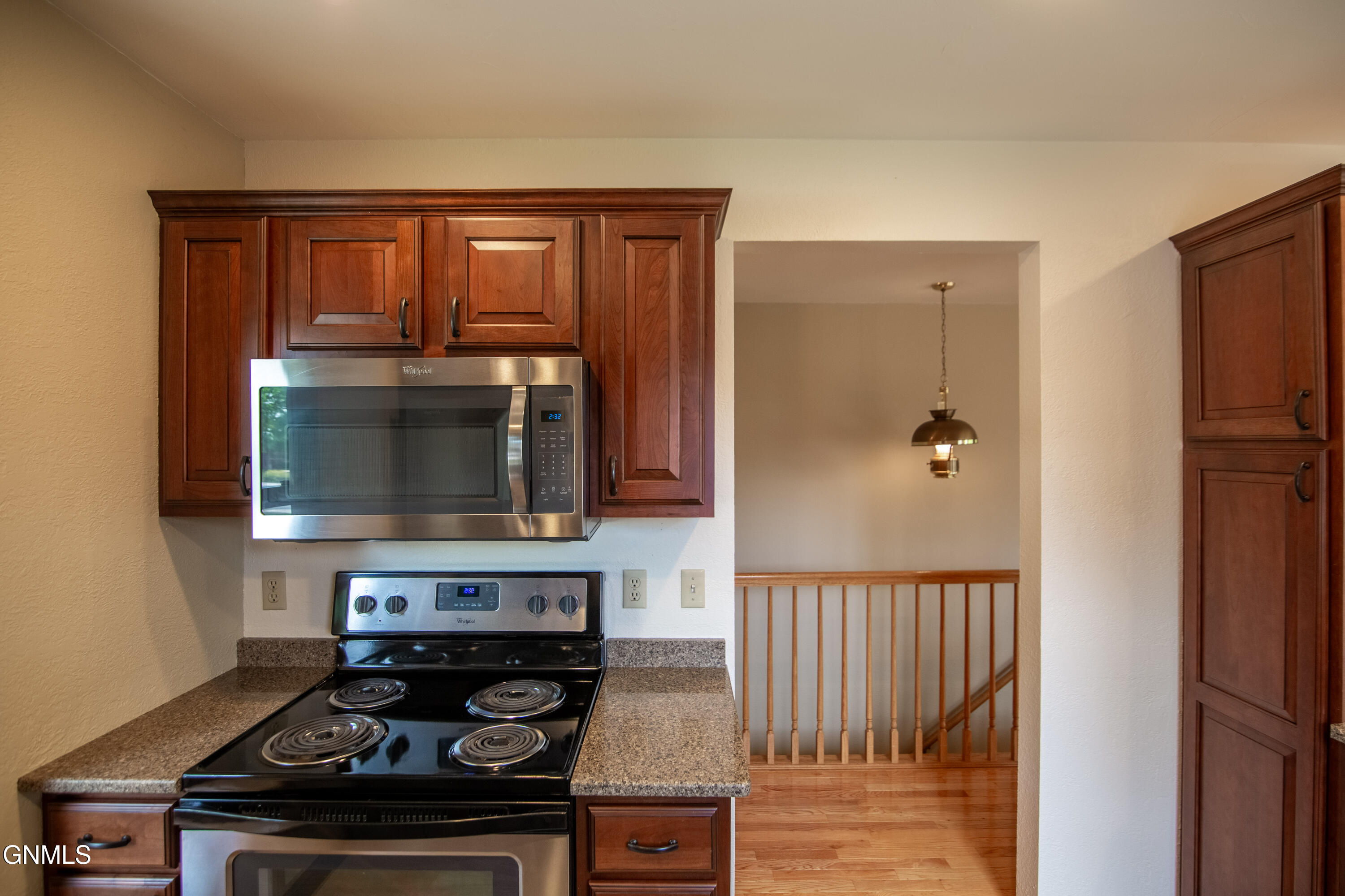 property viewer photo 11