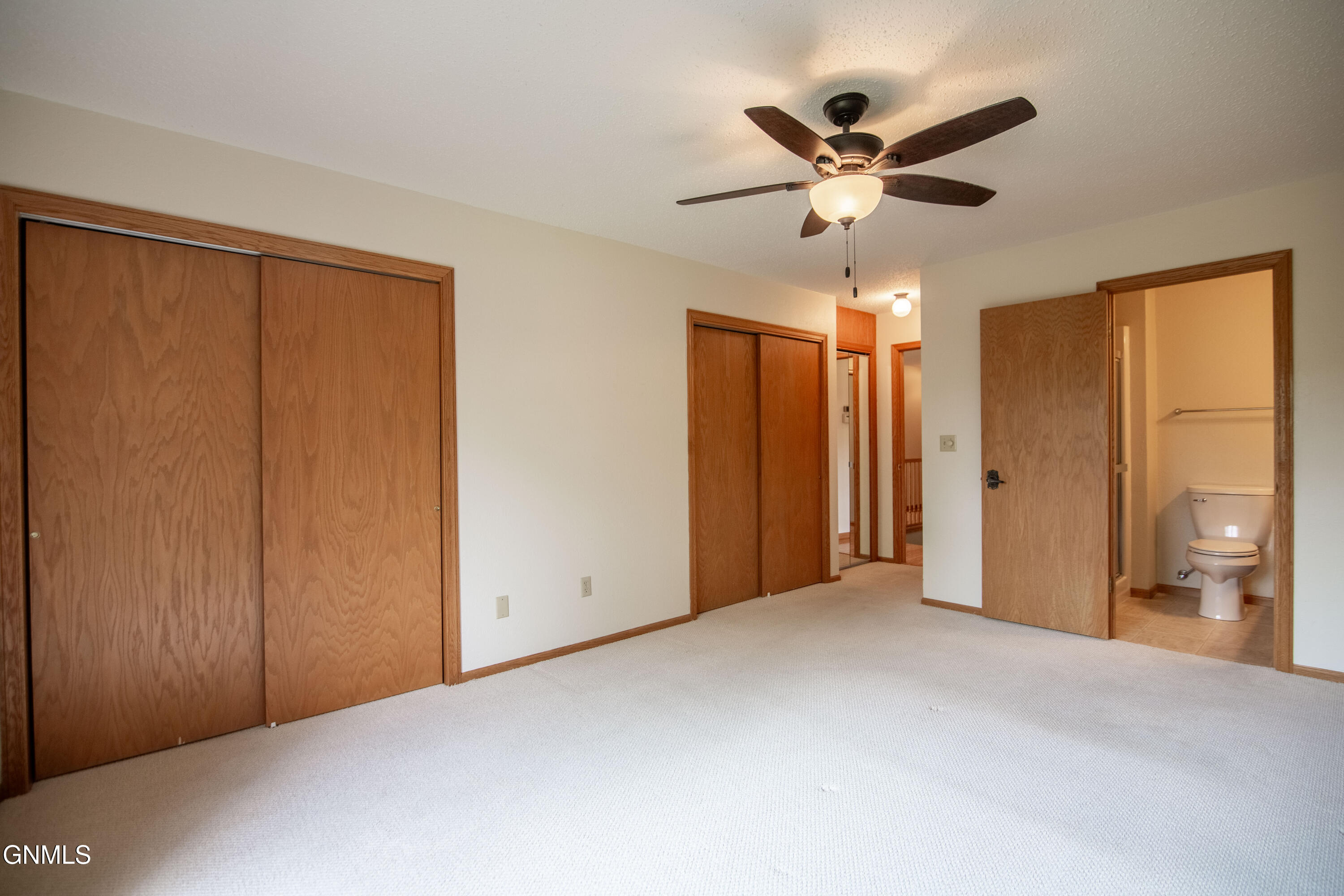 property viewer photo 19