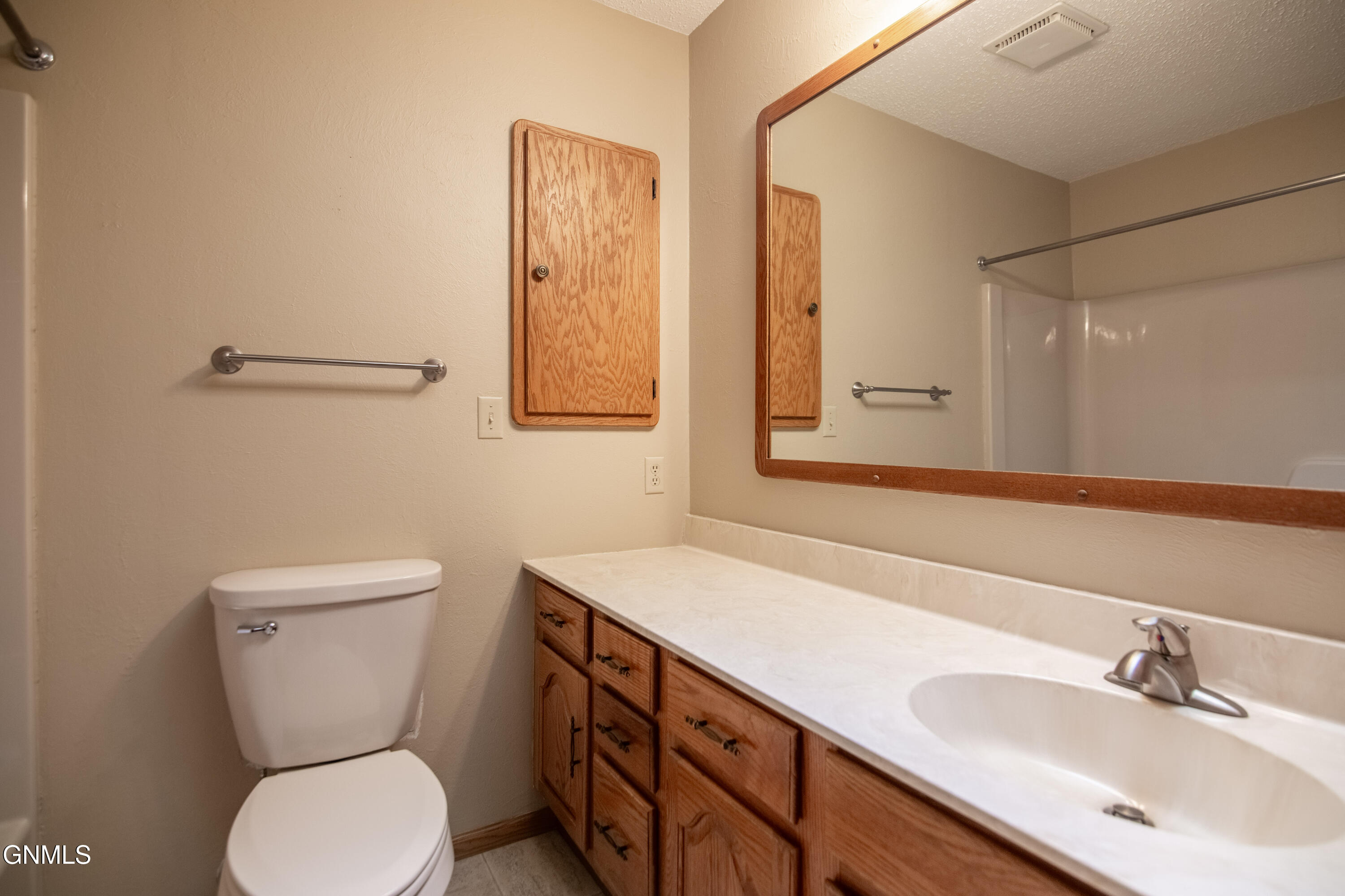 property viewer photo 26
