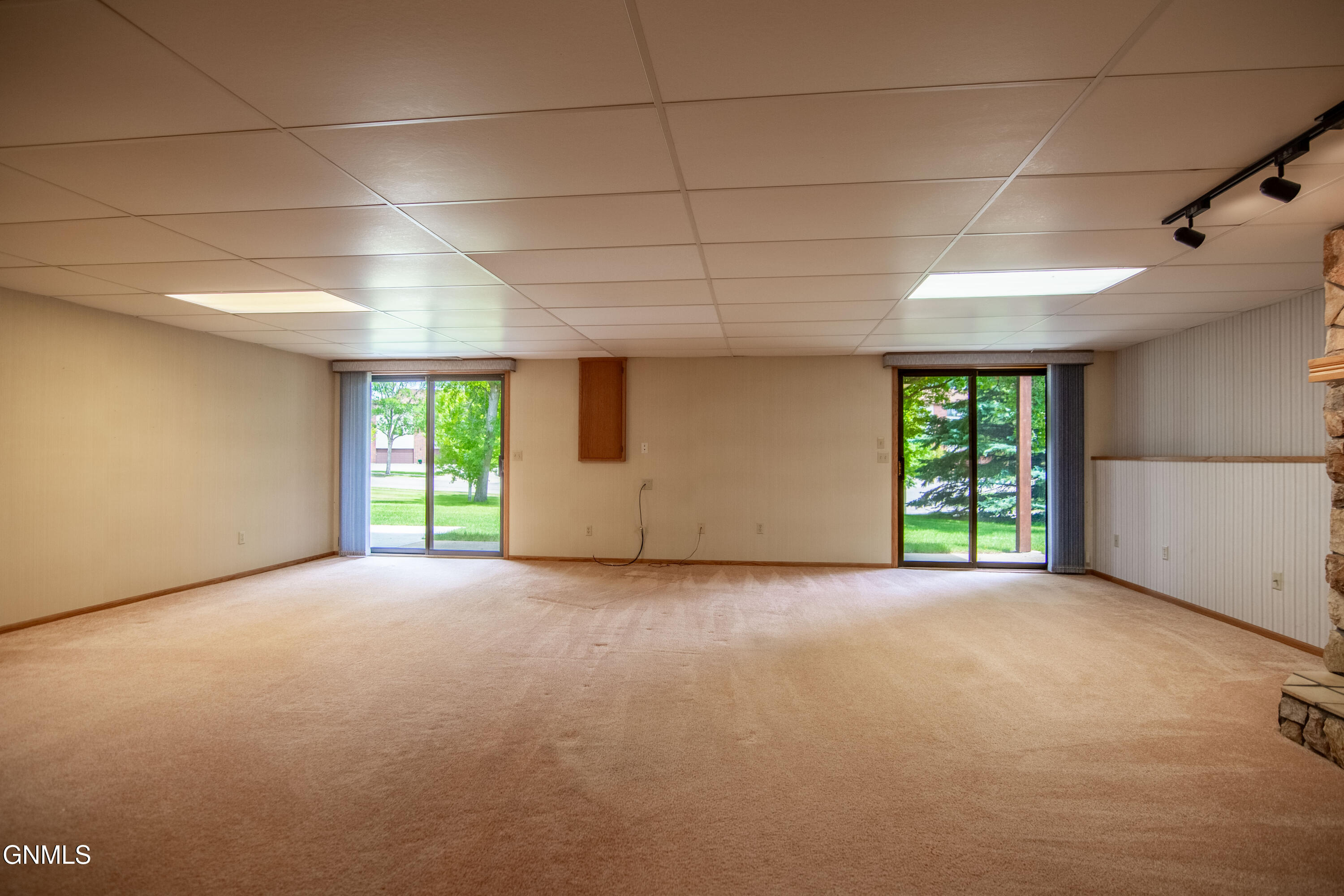 property viewer photo 28