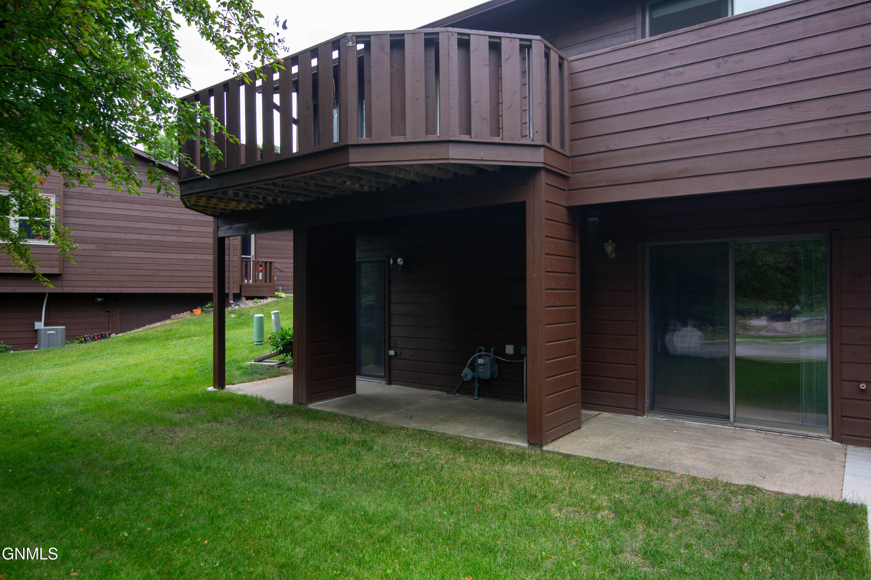 property viewer photo 5