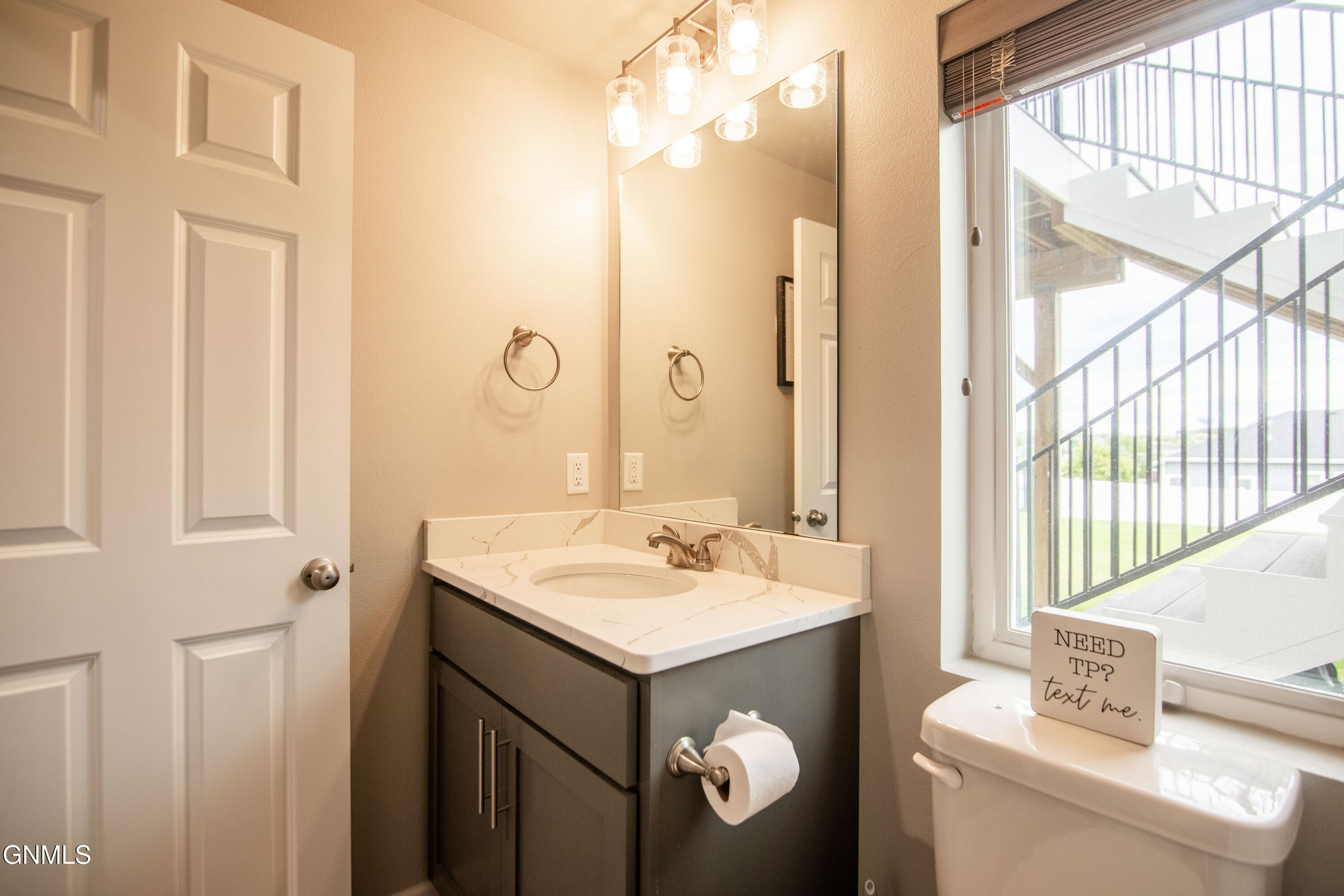 main property photo 59