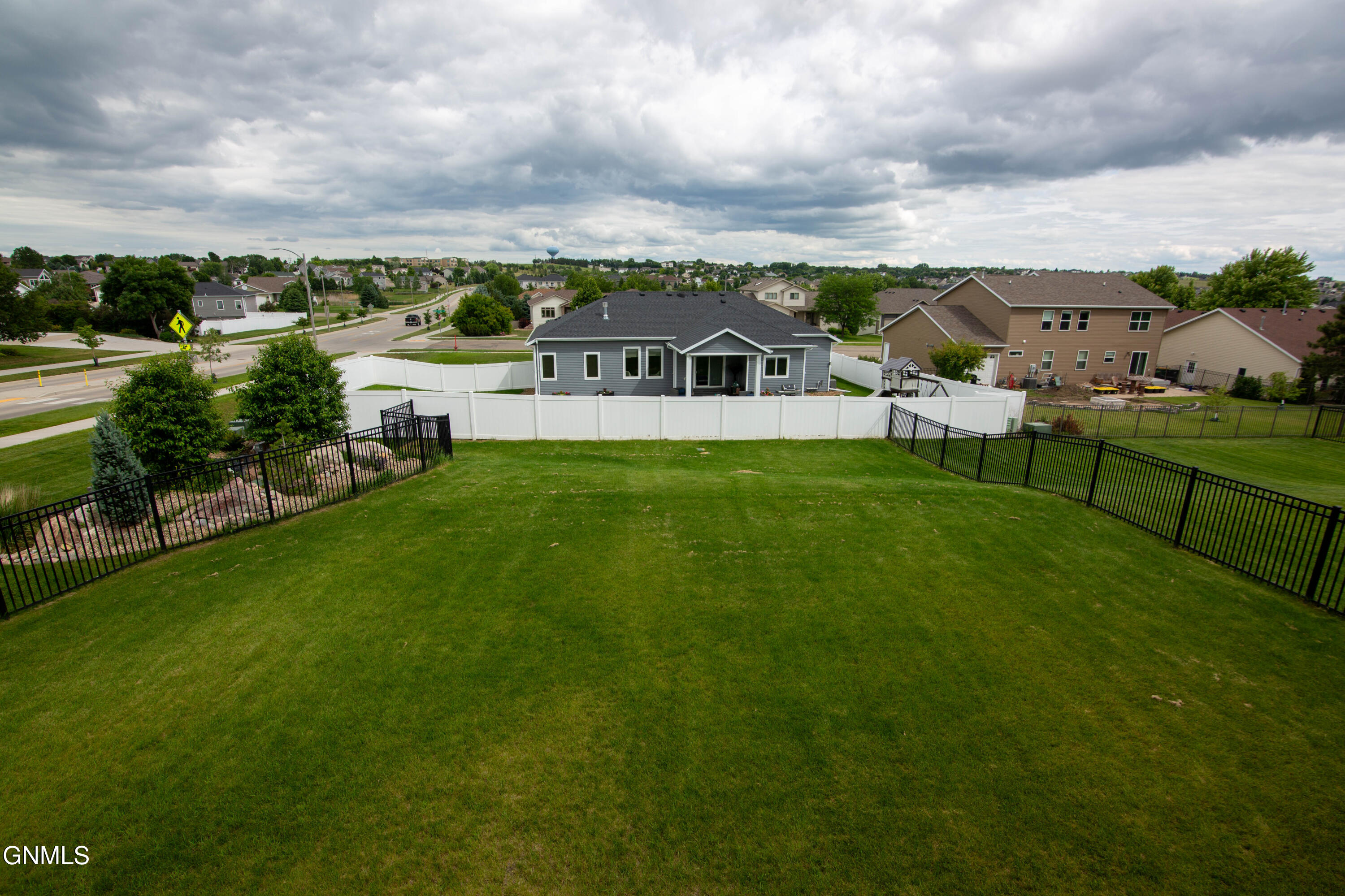 main property photo 63