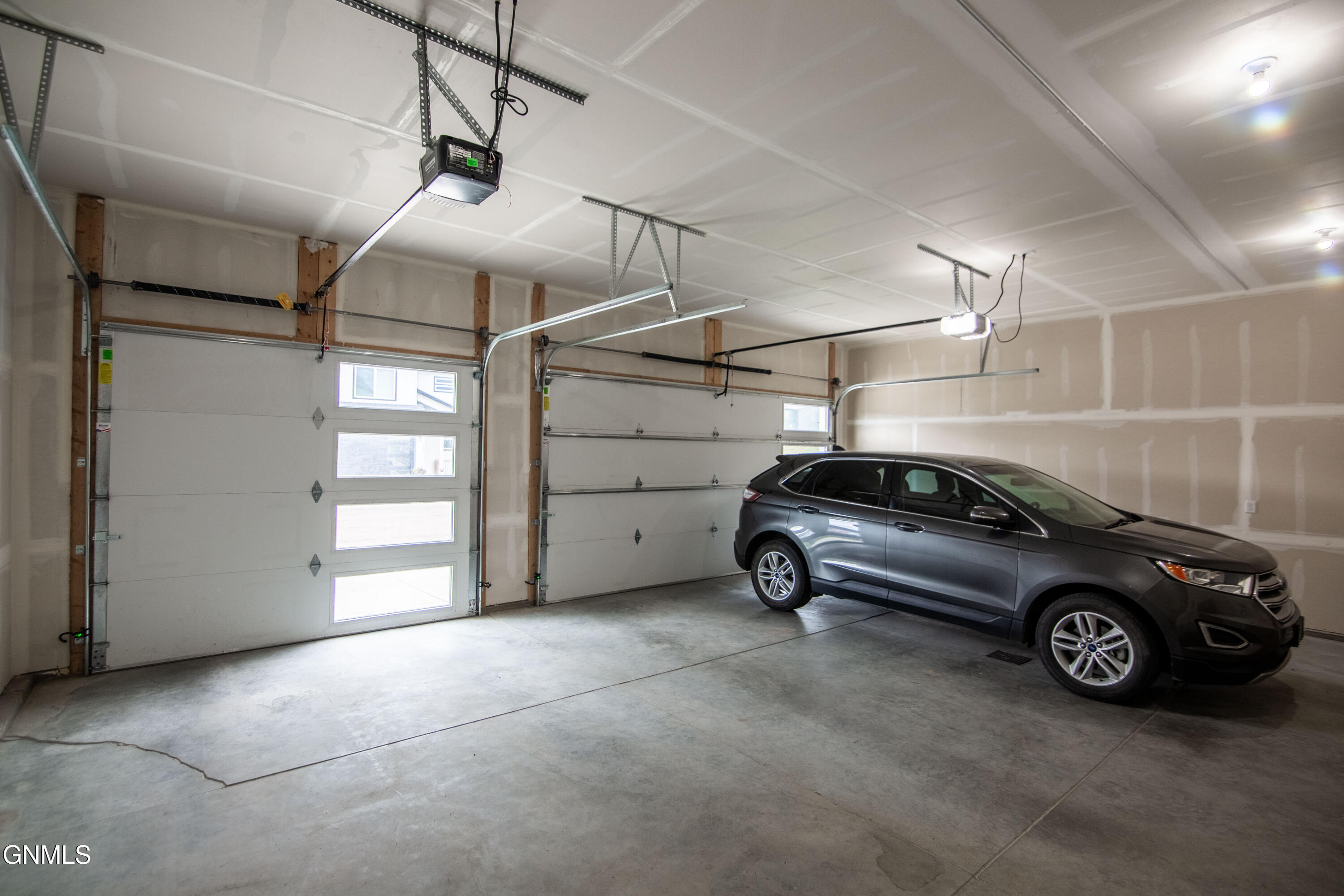 main property photo 68