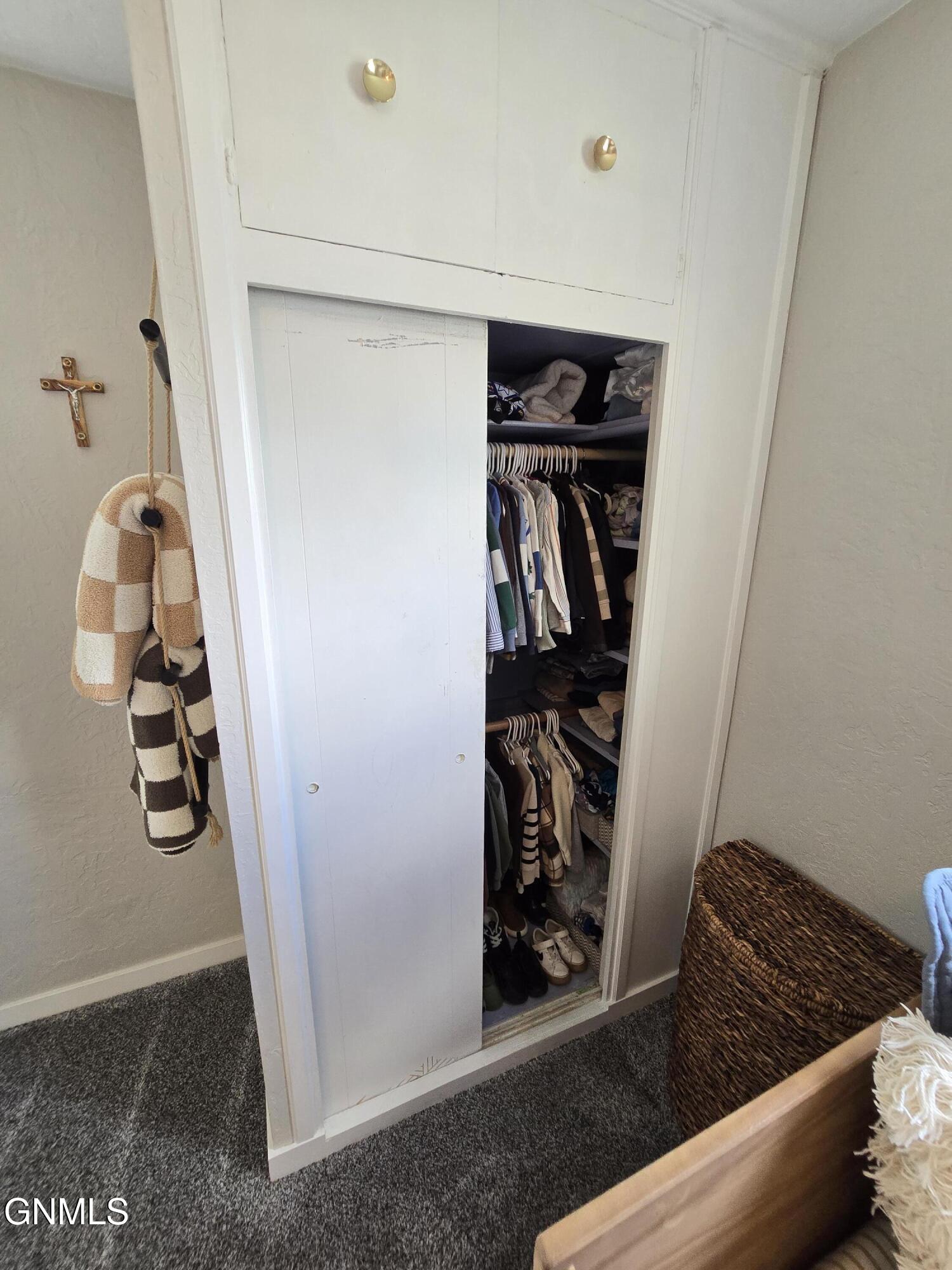 main property photo 123