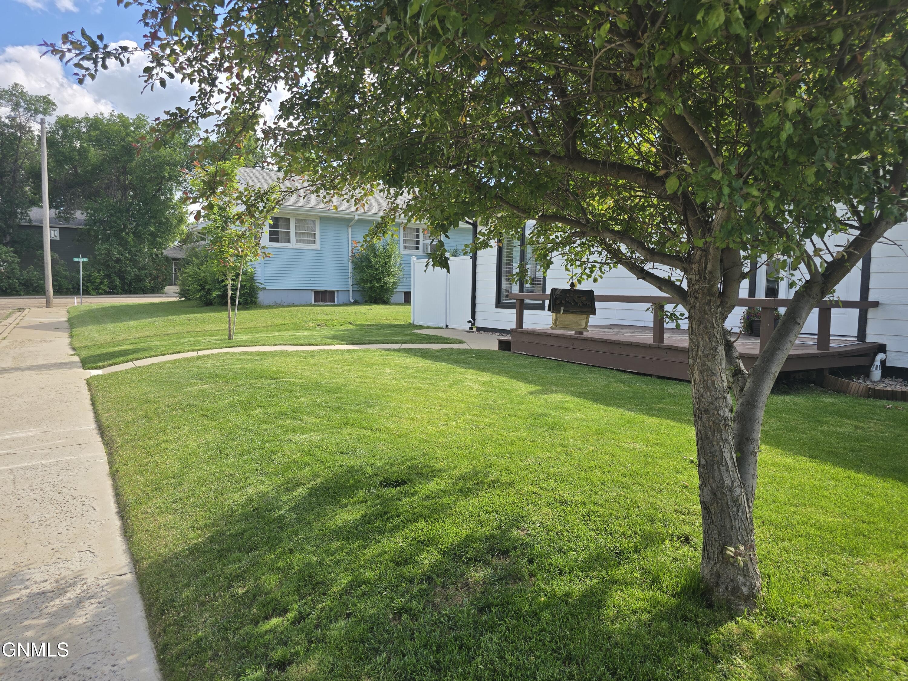 main property photo 15