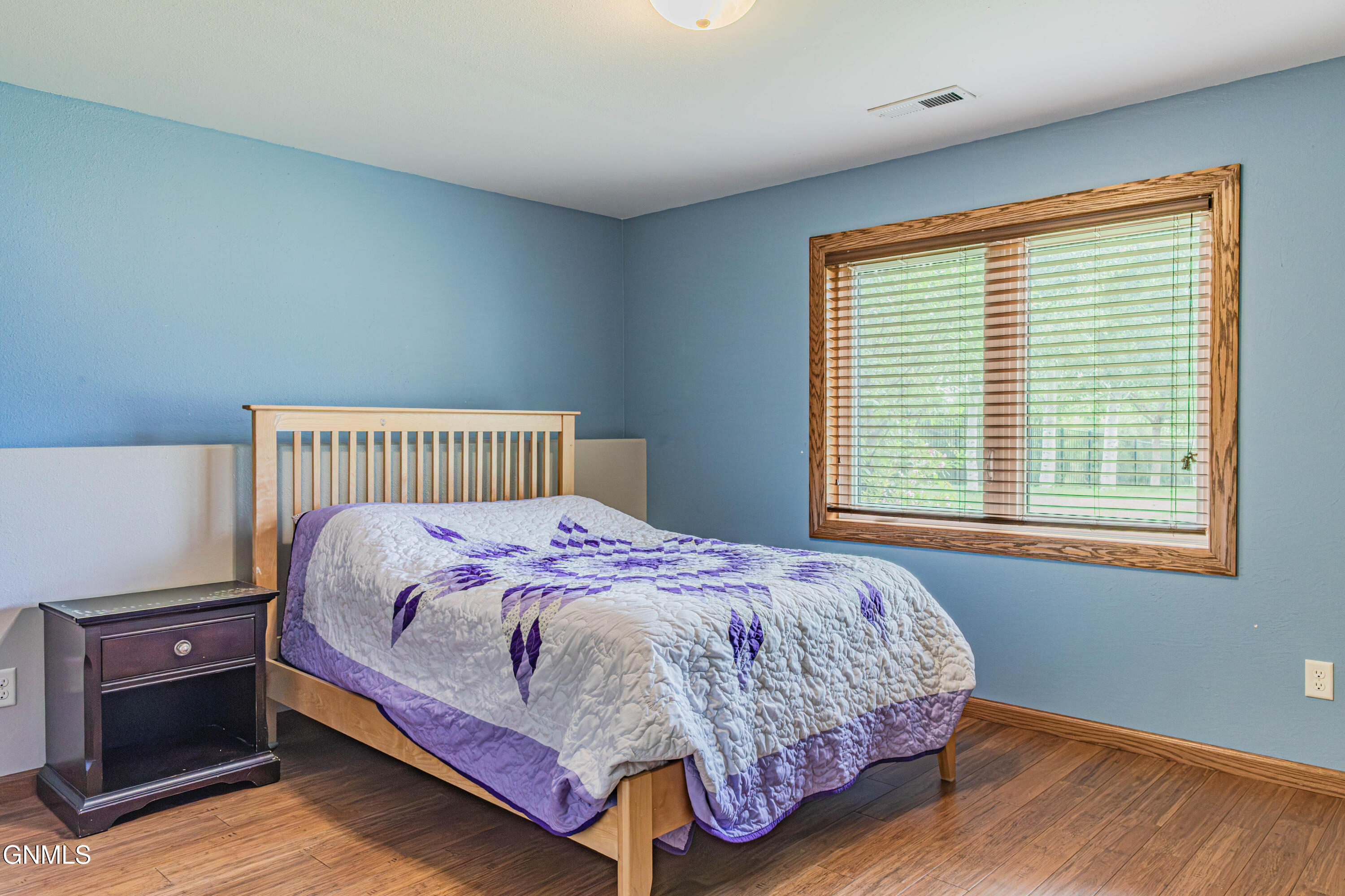 main property photo 102