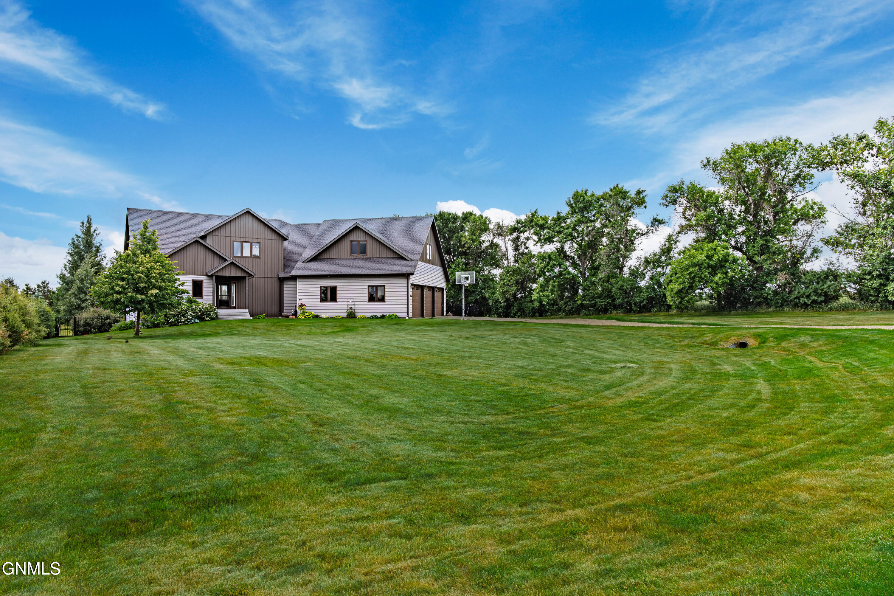 main property photo 106