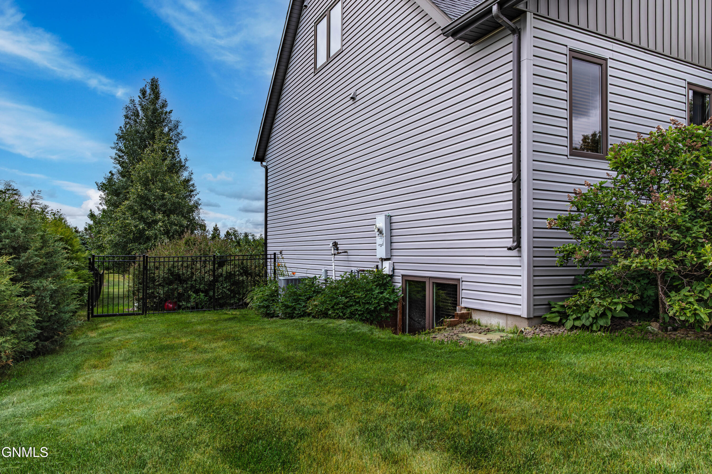 main property photo 107