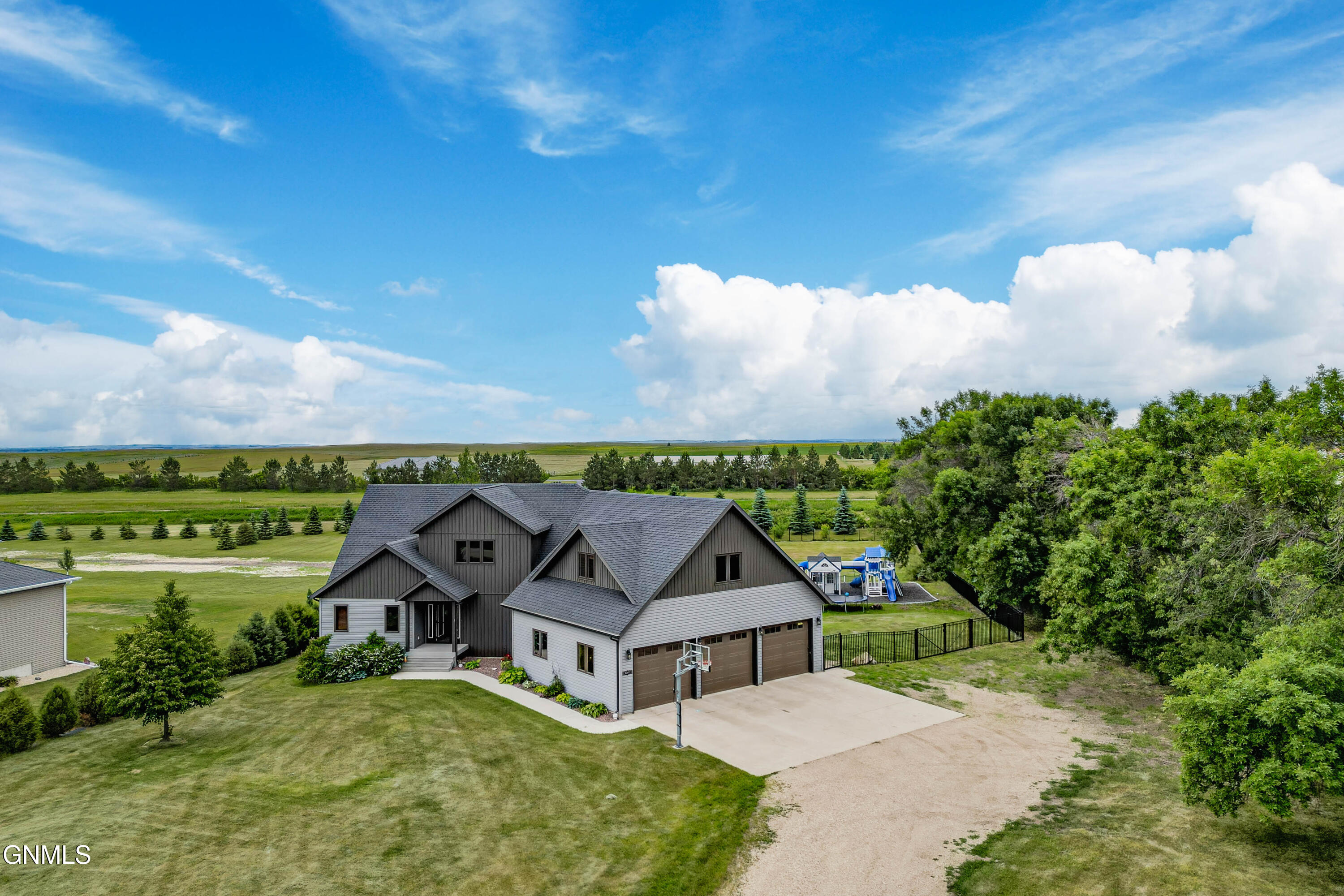 main property photo 112