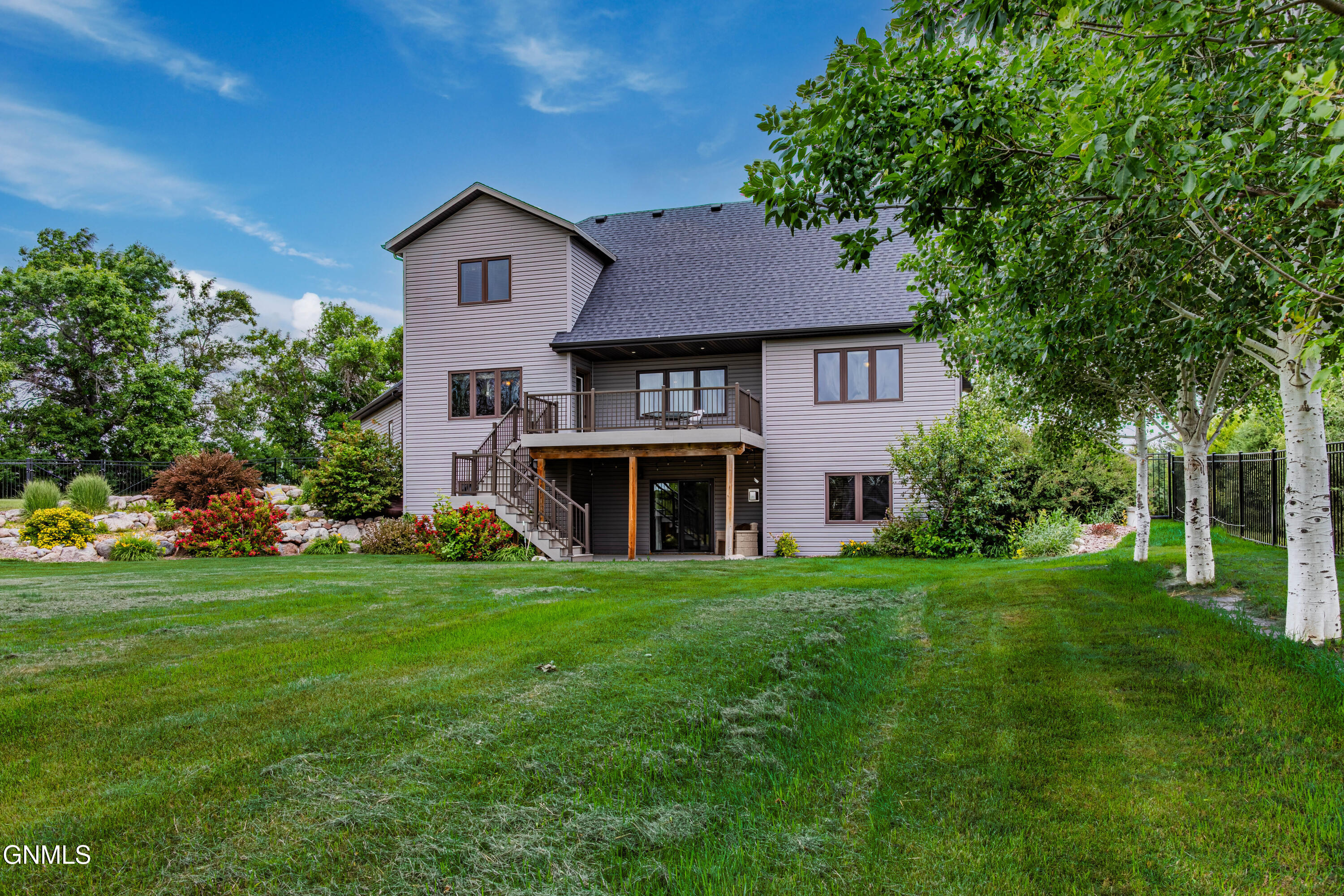 main property photo 114