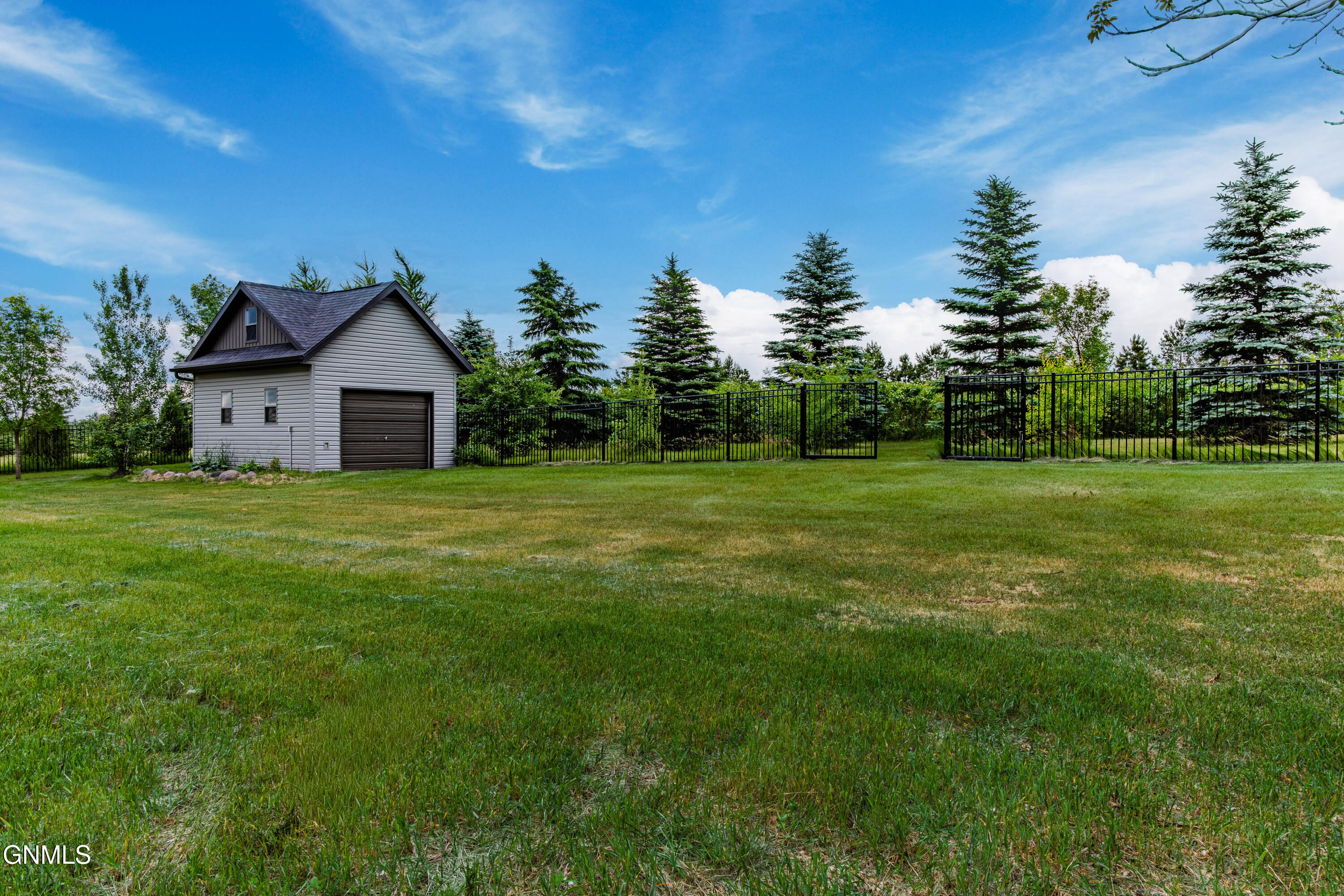 main property photo 118
