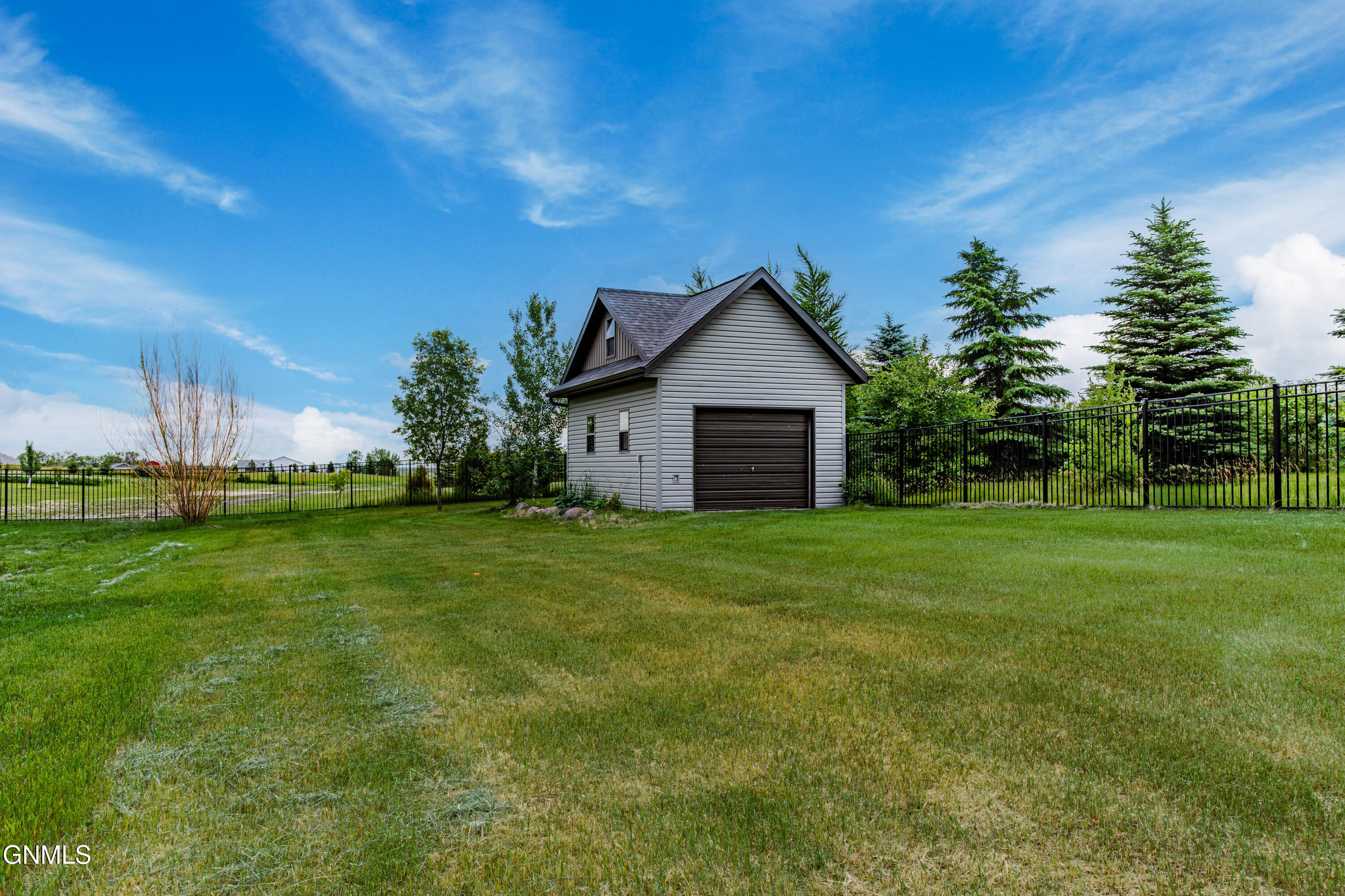 main property photo 119