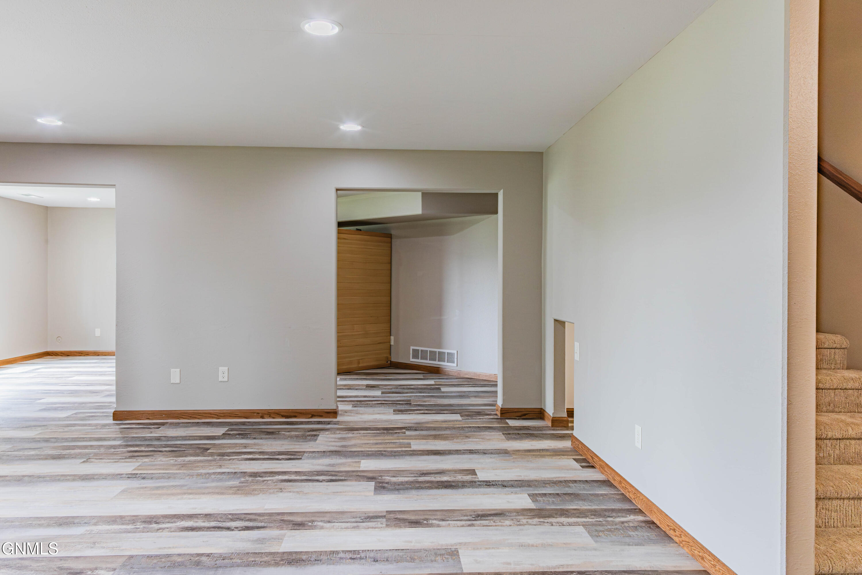 main property photo 85