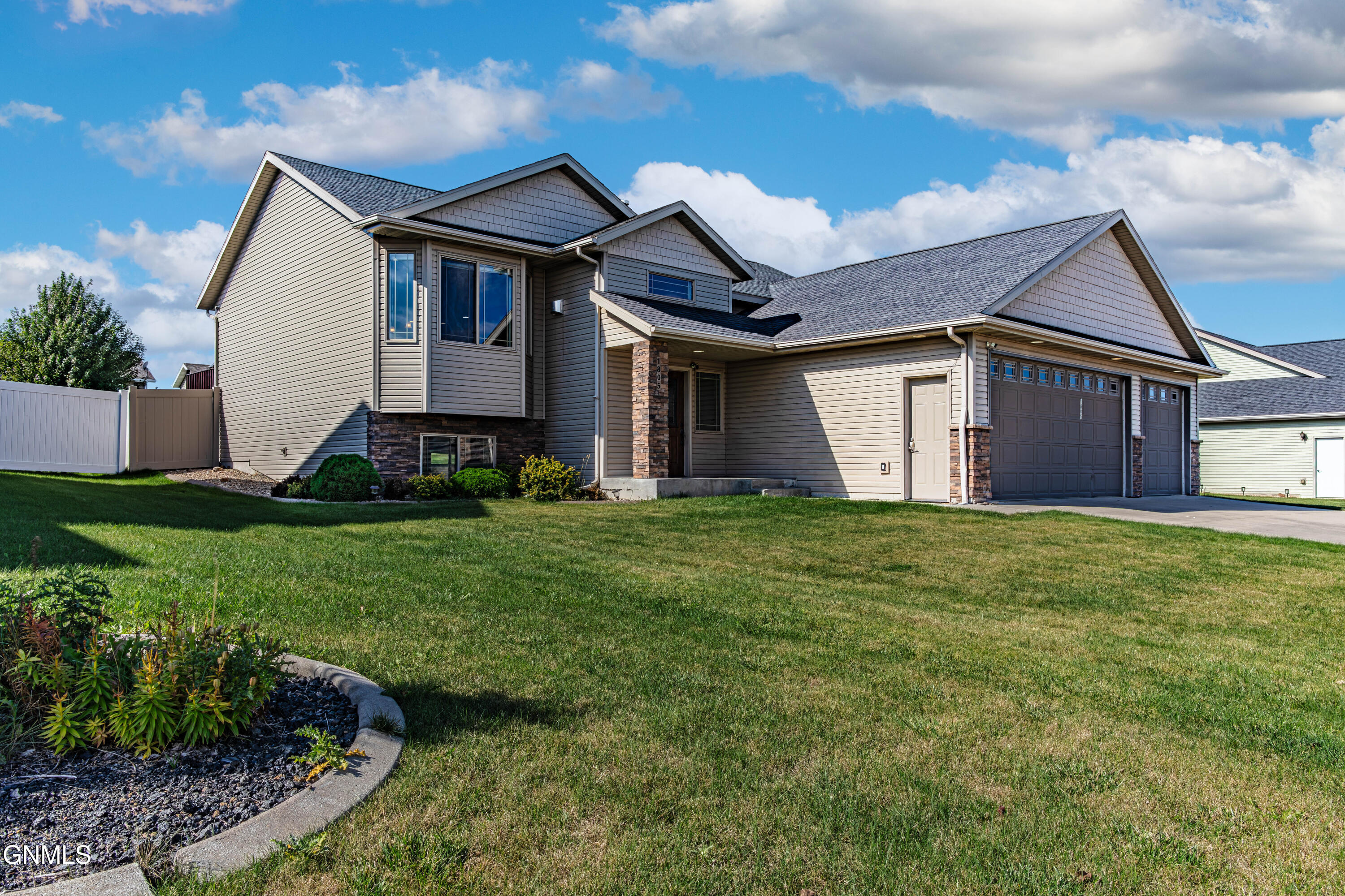 main property photo 101