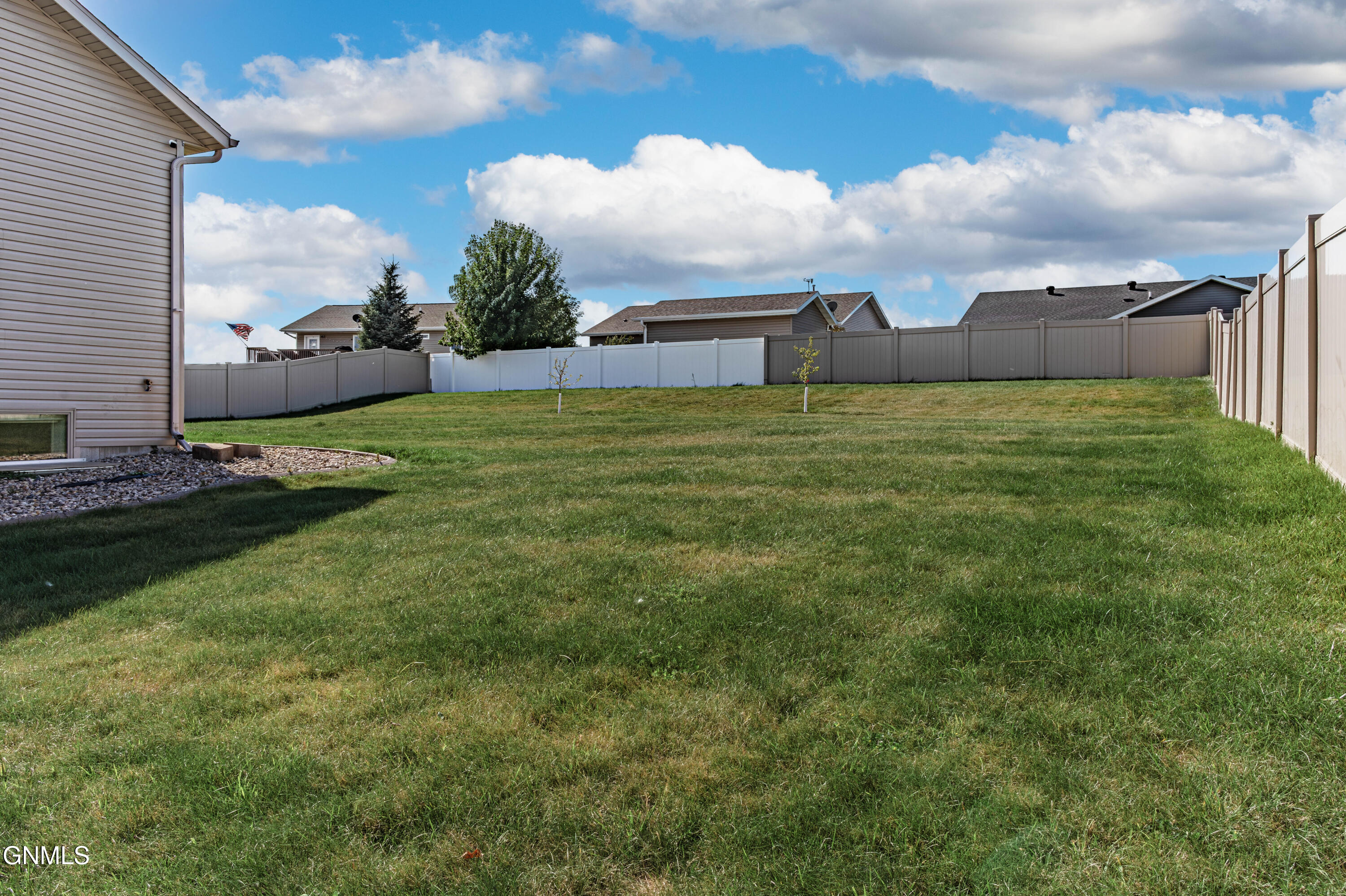 main property photo 103